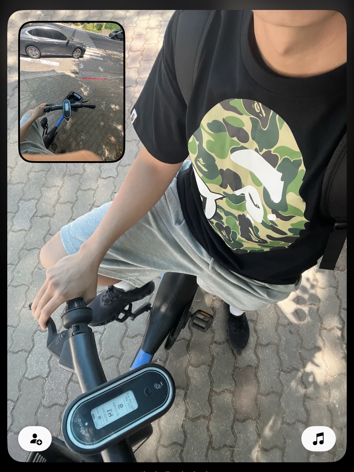 BAPE City Tokyo Big Ape Head T-Shirt Black, Deus Ex Machina Venice Adderess Trucker Cap Black 착용 스타일 - 2