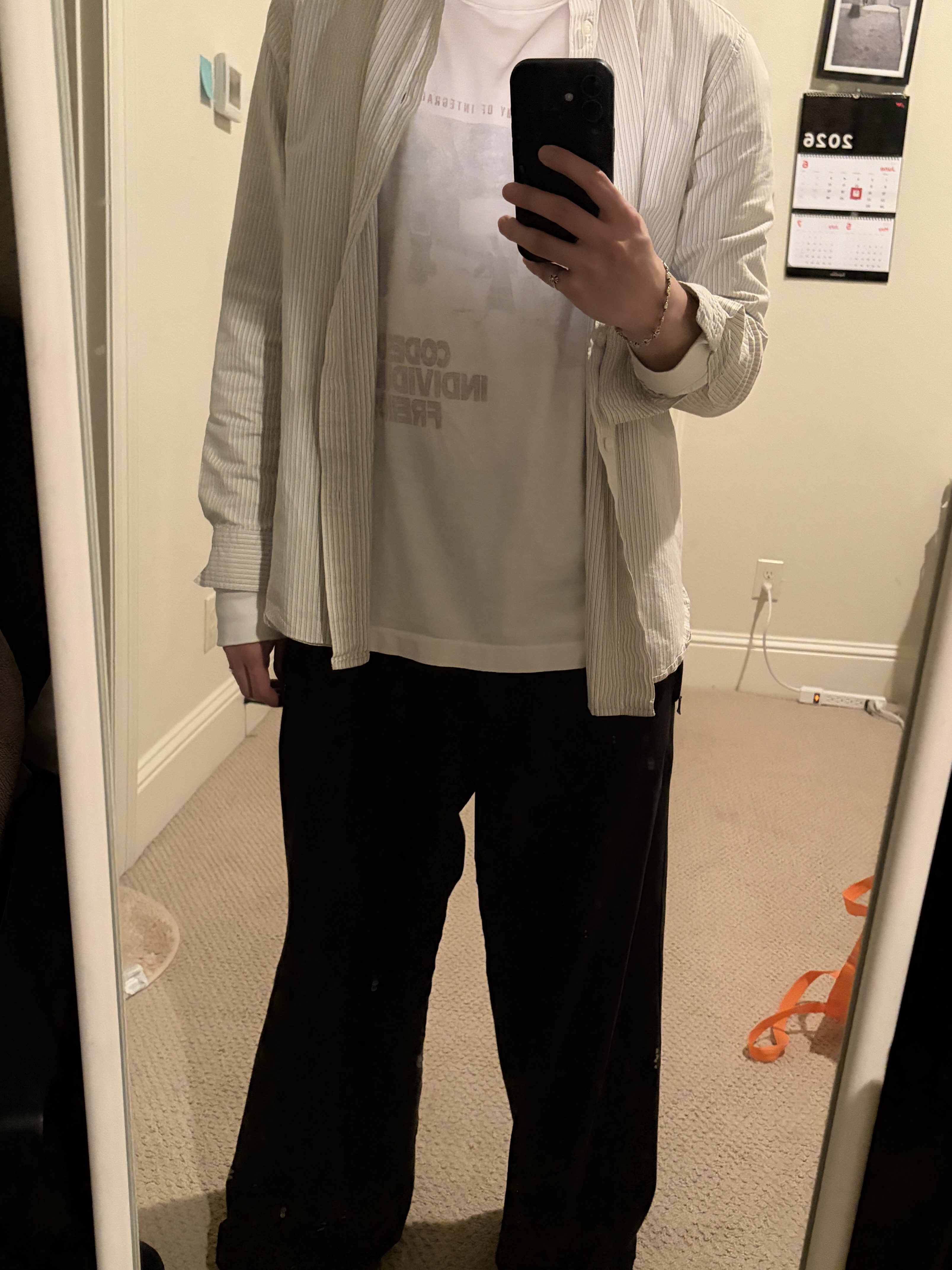 Uniqlo x JW Anderson Oxford Oversized Shirt Striped Off White, [프리오더] Polyteru 925 Silver Bracelet 001 (Cross & Hanabi Lemon) 착용 스타일 - 1