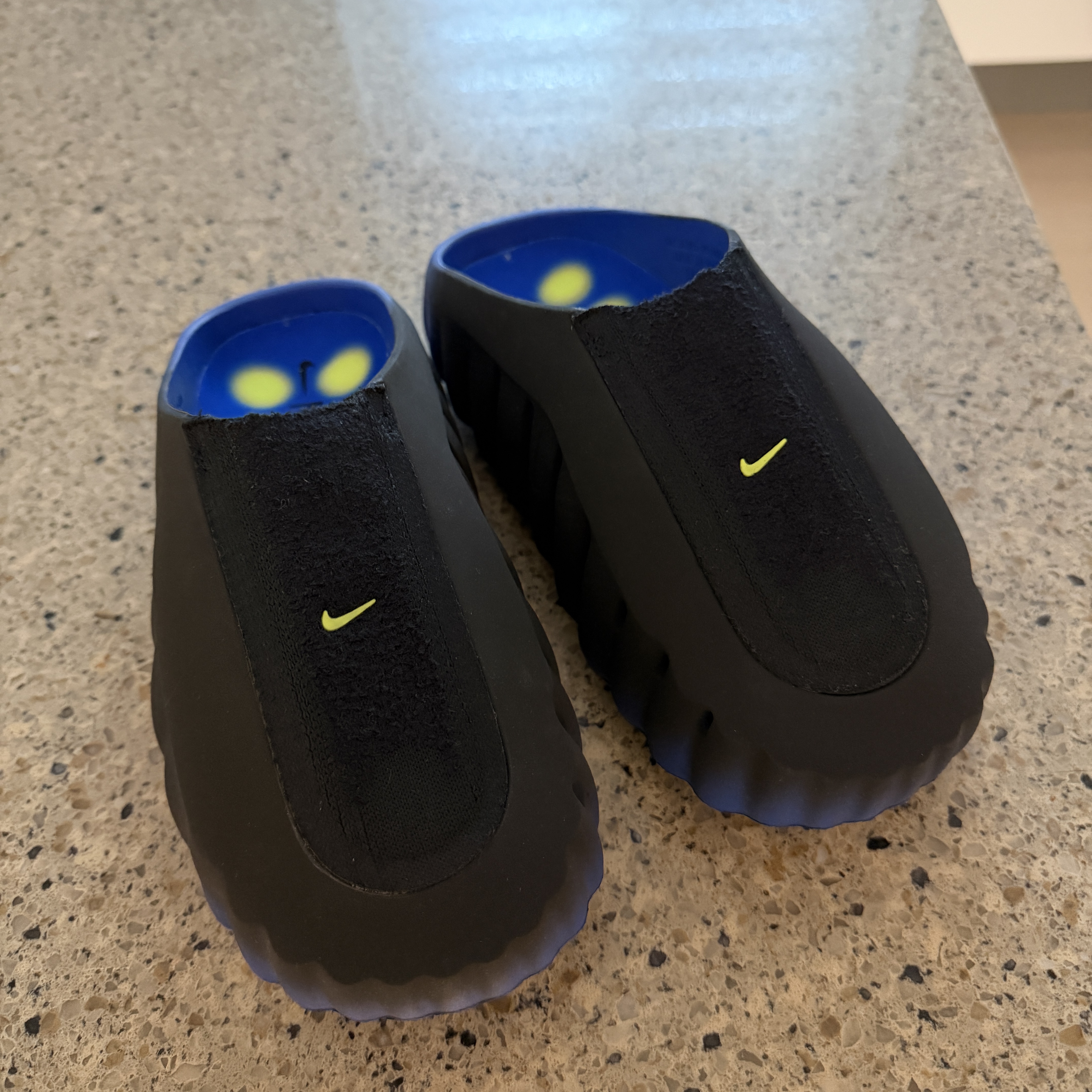 Nike Mind 001 Flyknit Hyper Royal 착용 스타일