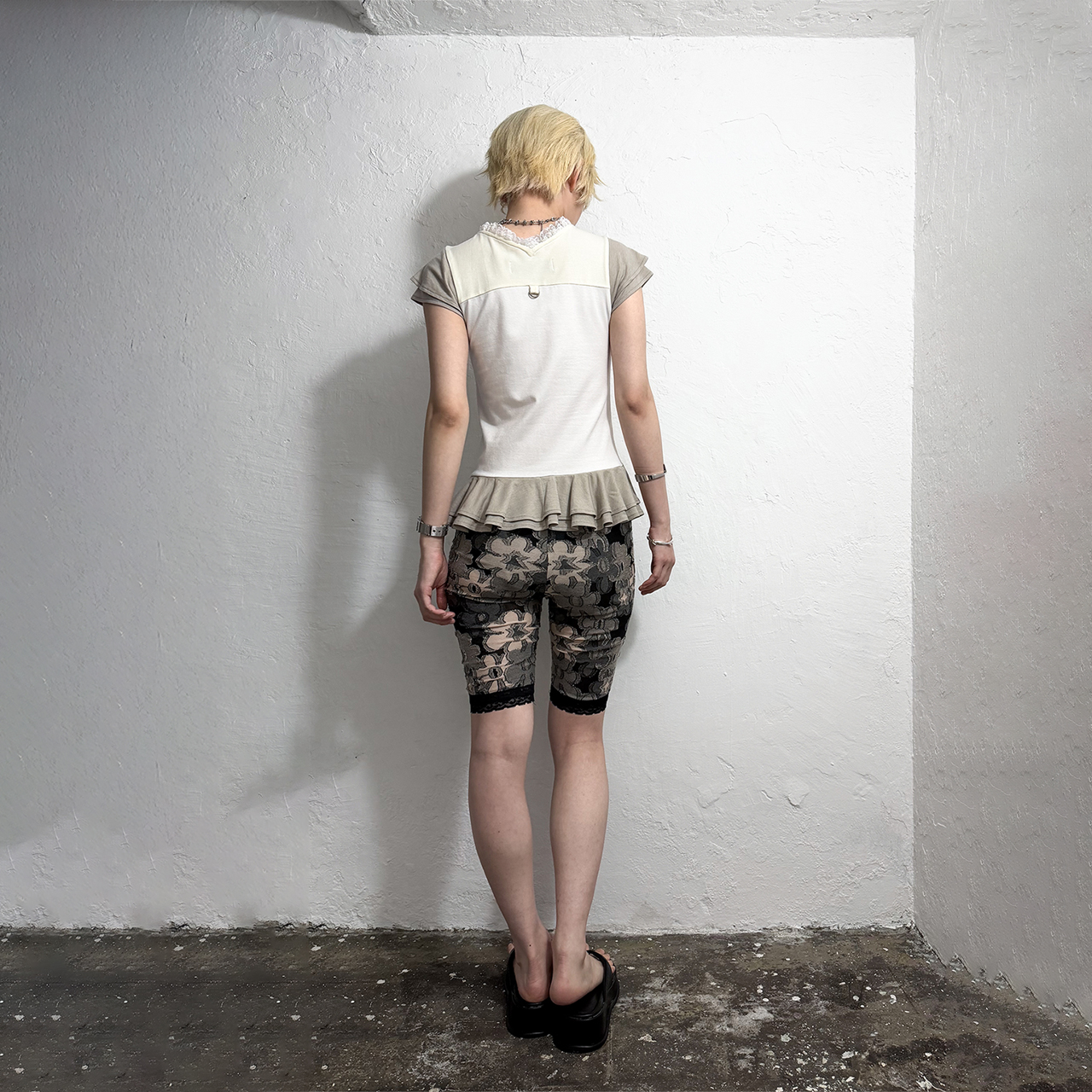 스틸레써디 레이스 헴 쇼츠: 플라워 브라(Still Lethardy Lace Hem Shorts: Flower Brown) - 6