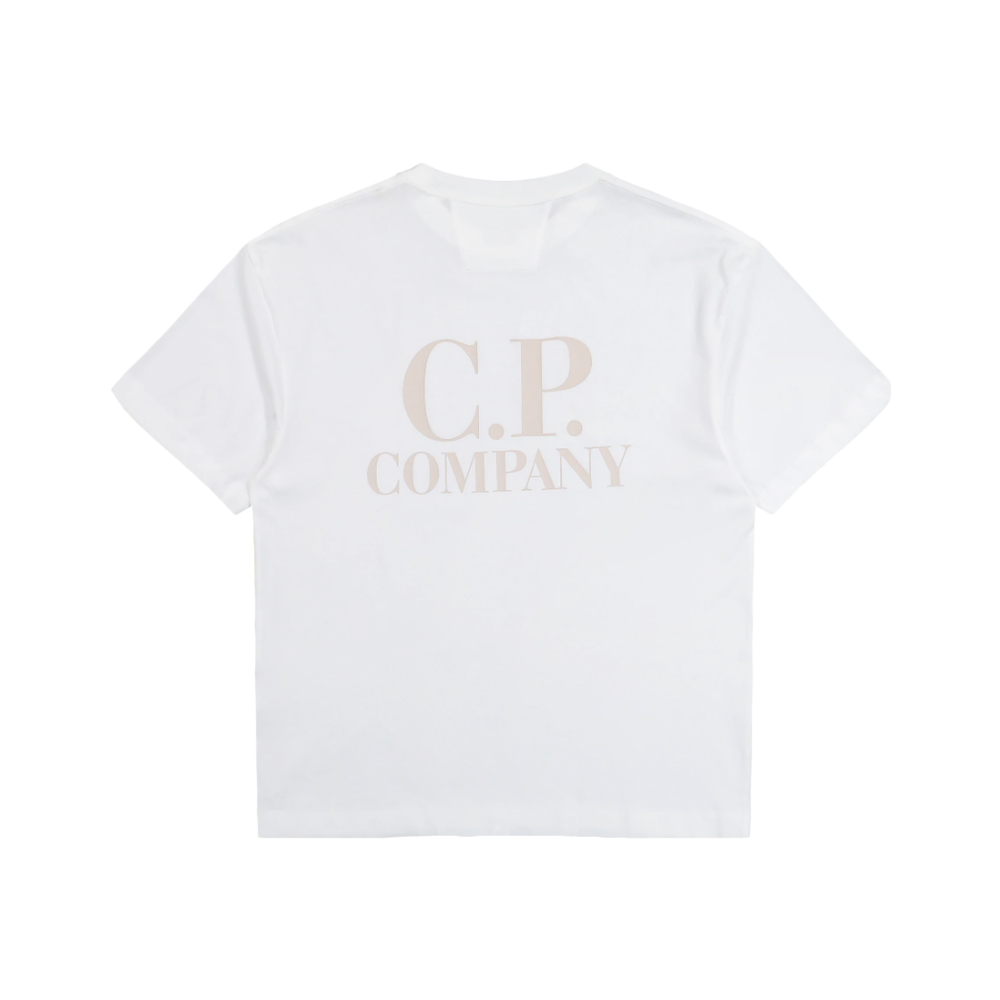 [17% 쿠폰] C.P. 컴퍼니 30/1 저지 숏슬리브 로고 티셔츠 거즈 화이트 - 26SS([17% 쿠폰] C.P. Company 30/1 Jersey Short Sleeve Logo T-Shirt Gauze White - 26SS) - 3