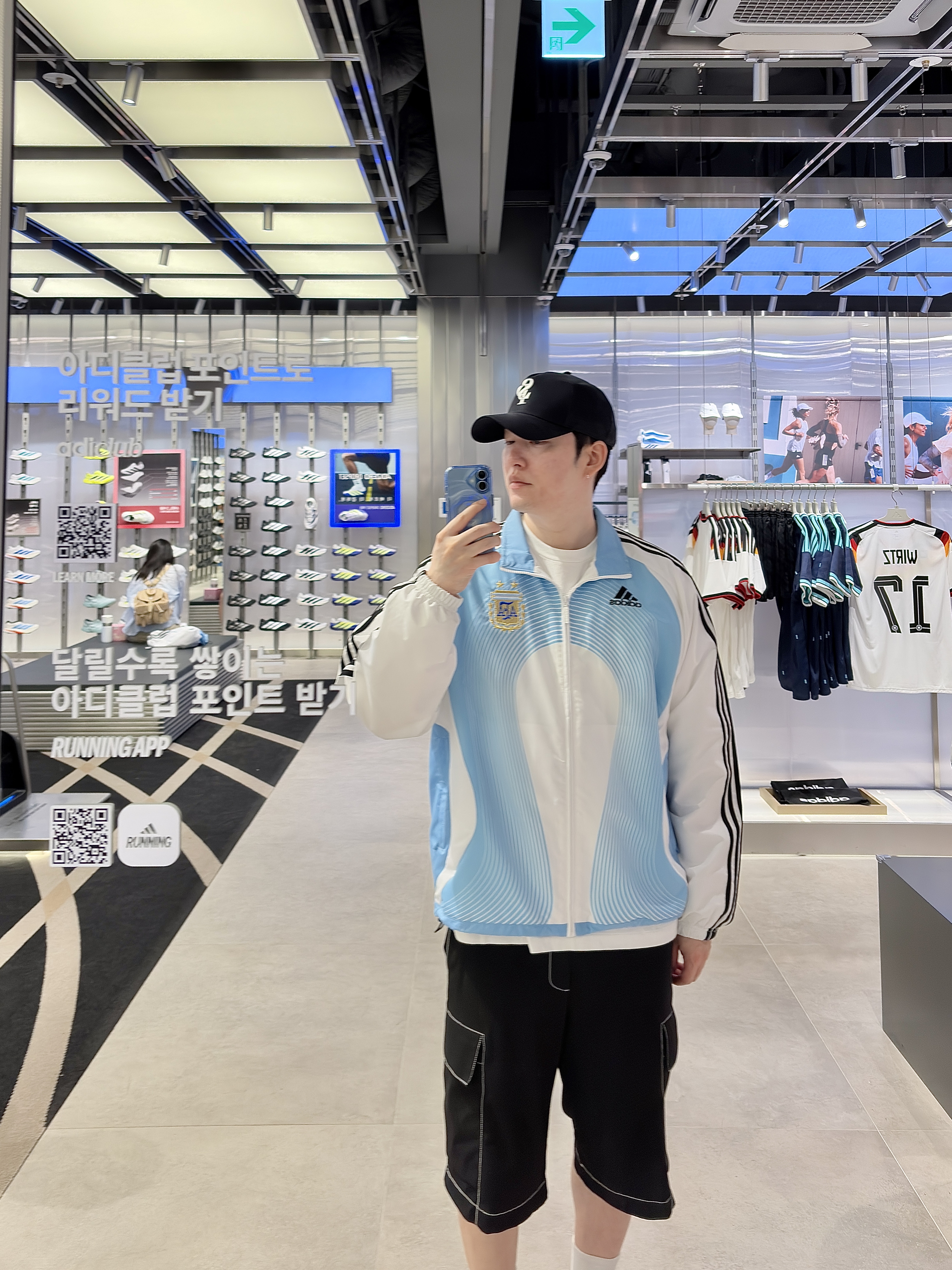 Adidas Argentina Home Track Top 2006 White - KR Sizing (Non Marking Ver.) 착용 스타일