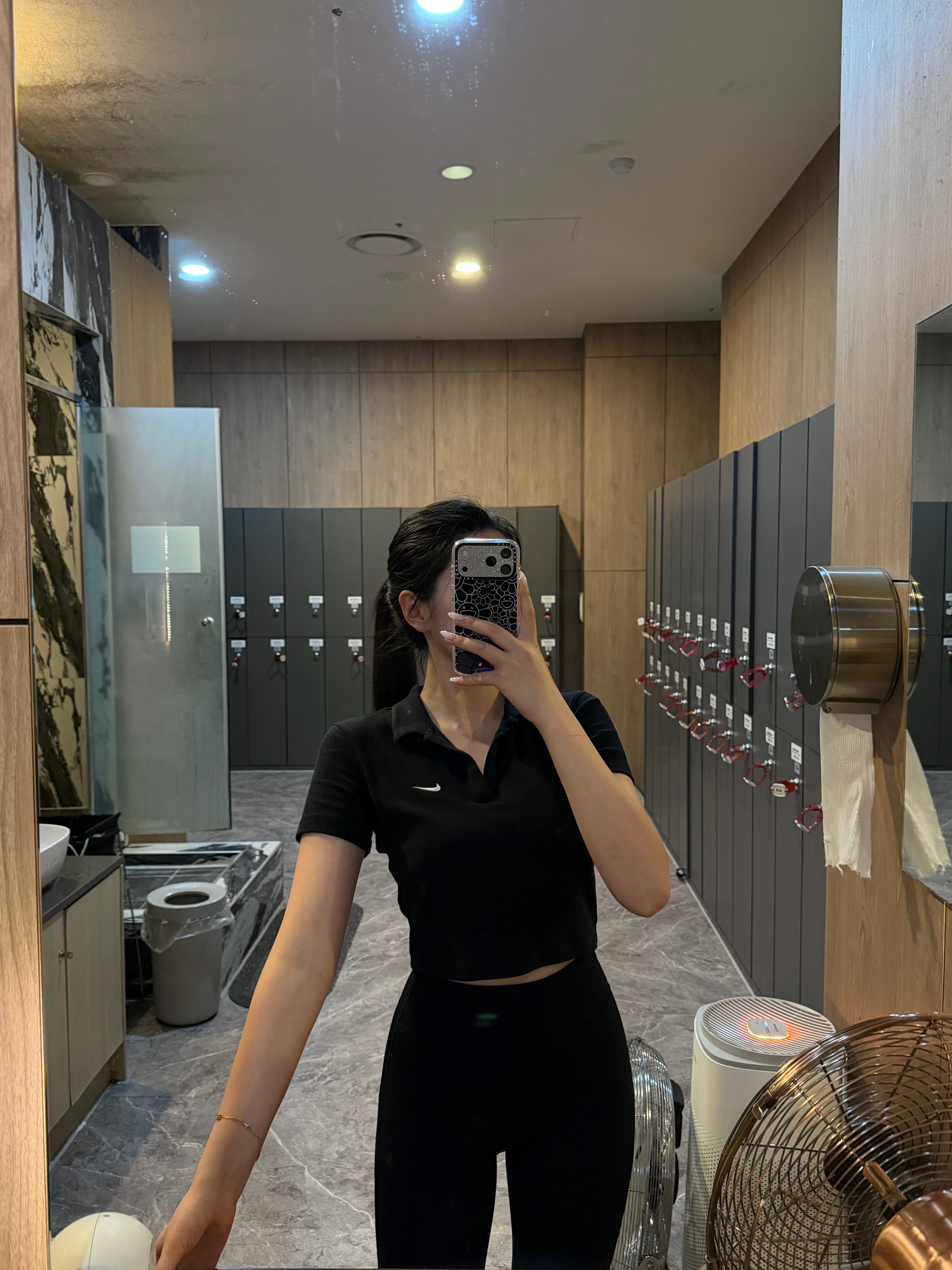 Casetify x Murakami Takashi iPhone Smile Black Phone Magsafe Impact Case Black, (W) Nike NSW Essential Short Sleeve Polo Top Black - Asia 착용 스타일