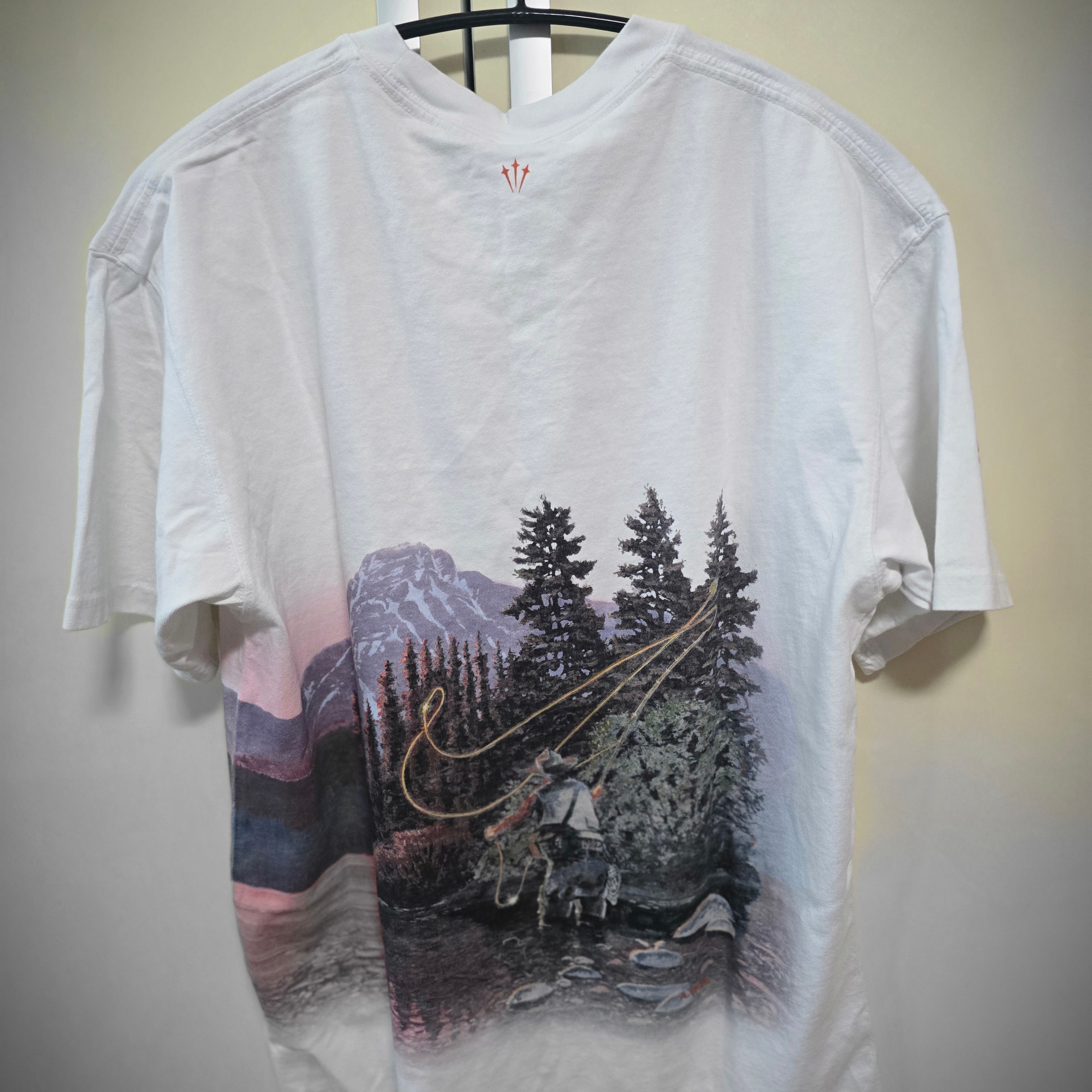 Nike x Drake Nocta Opal Reels Tee White (FV7865-100) 착용 스타일 - 2