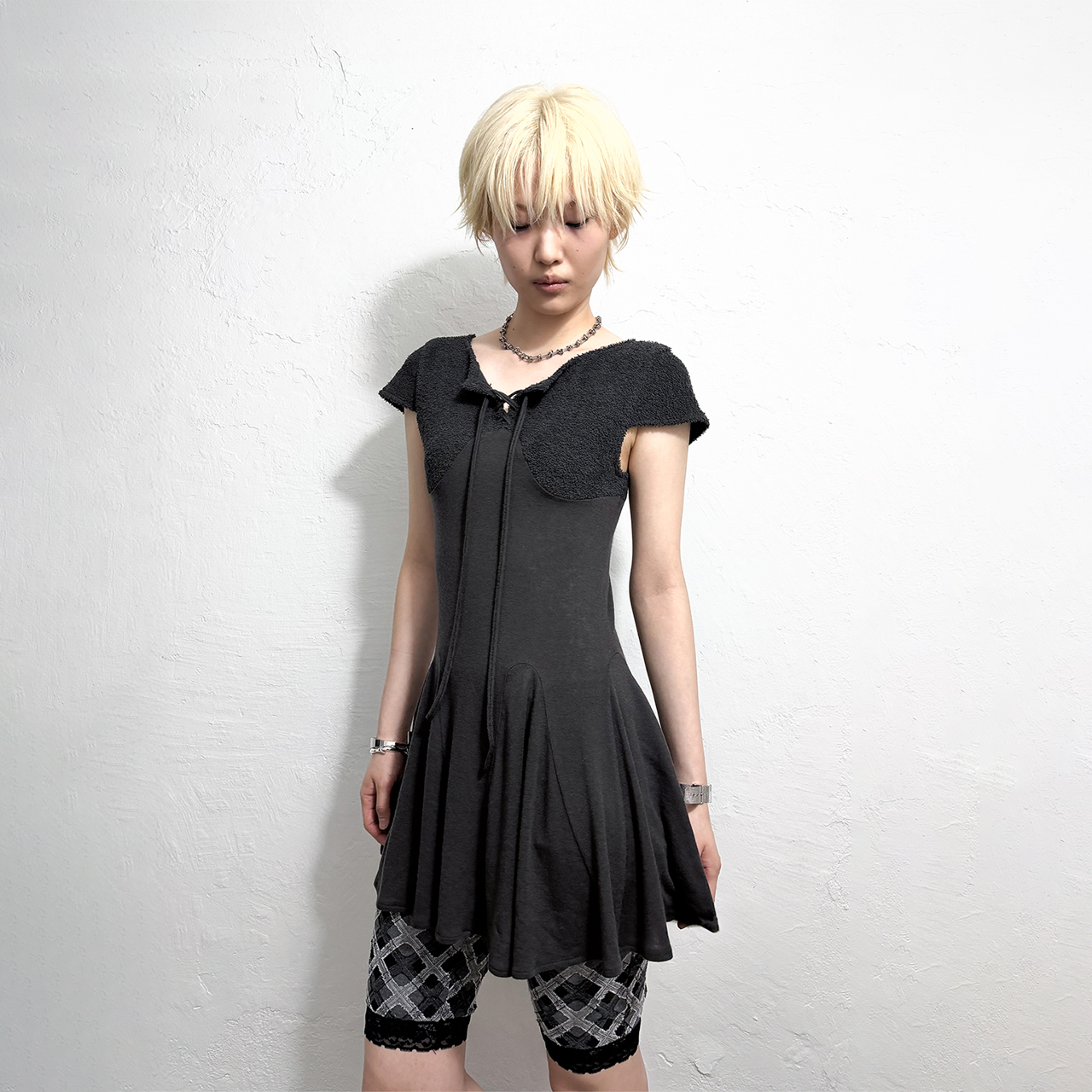 스틸레써디 커브드 라인 플레어 드레스 그레이(Still Lethardy Curved Line Flared Dress Grey) - 3