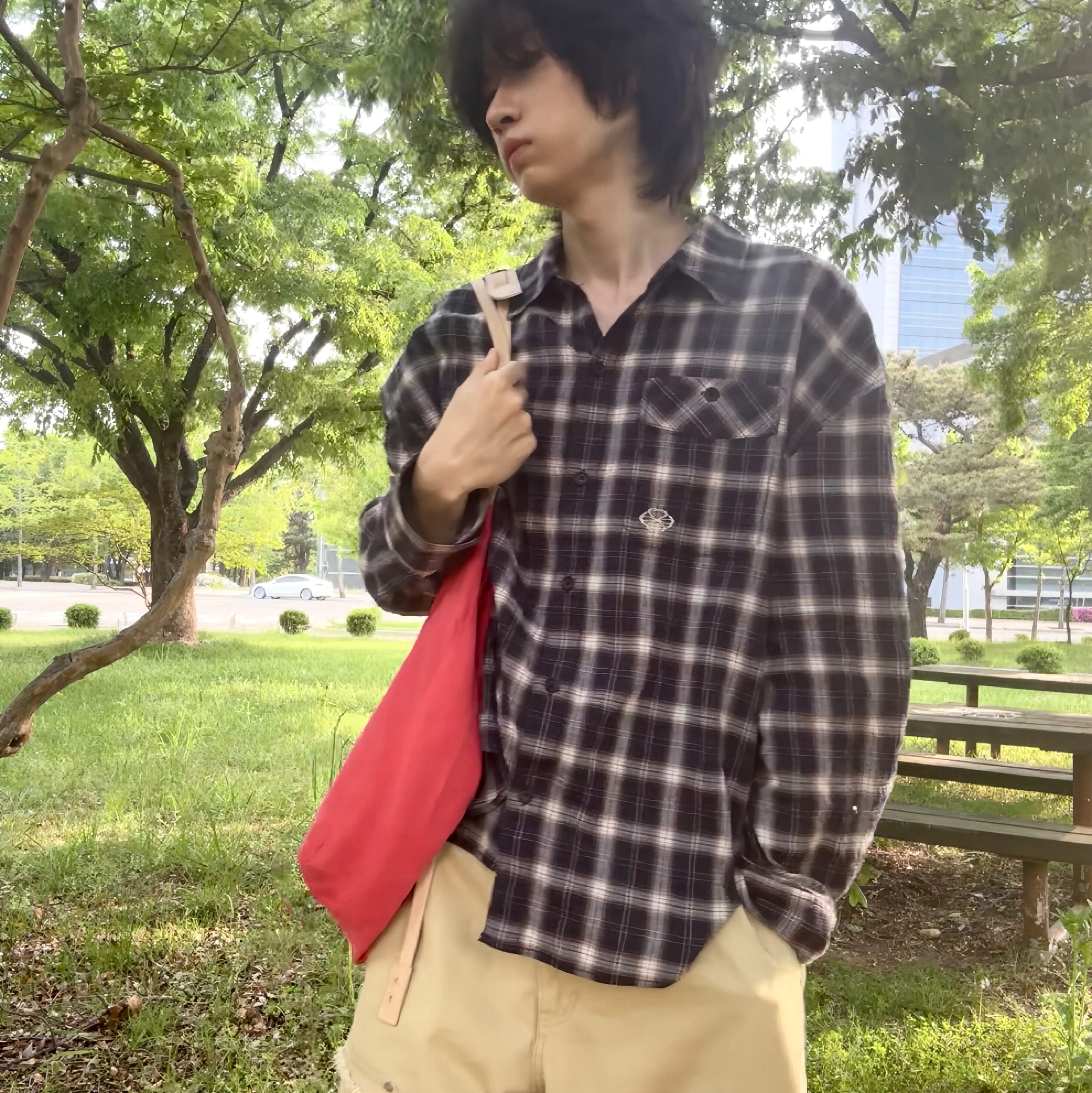 Xlim Ep.7 Synopsis 02 Bag Red 착용 스타일 - 5