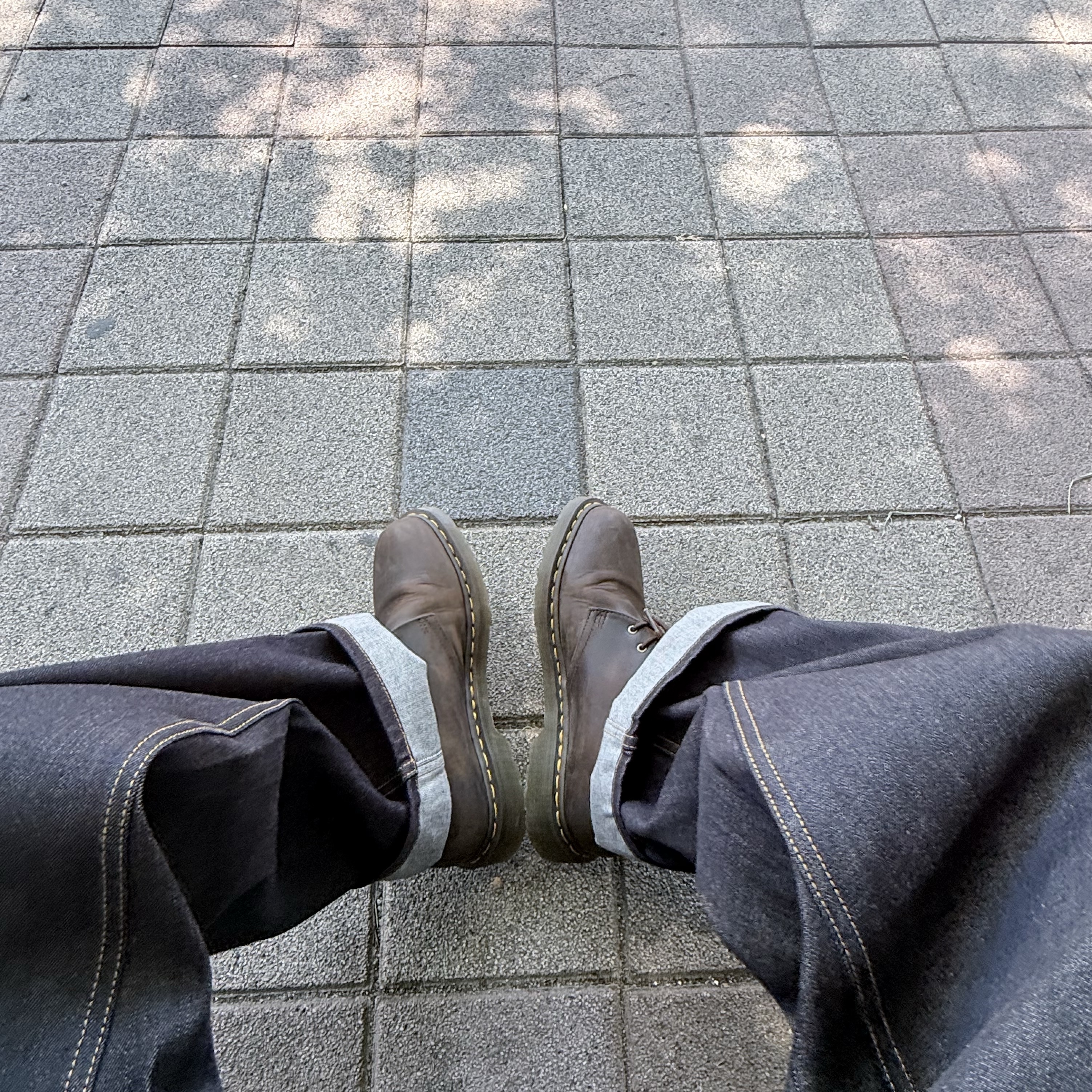 Dr. Martens 1461 Crazy Horse Dark Brown 착용 스타일
