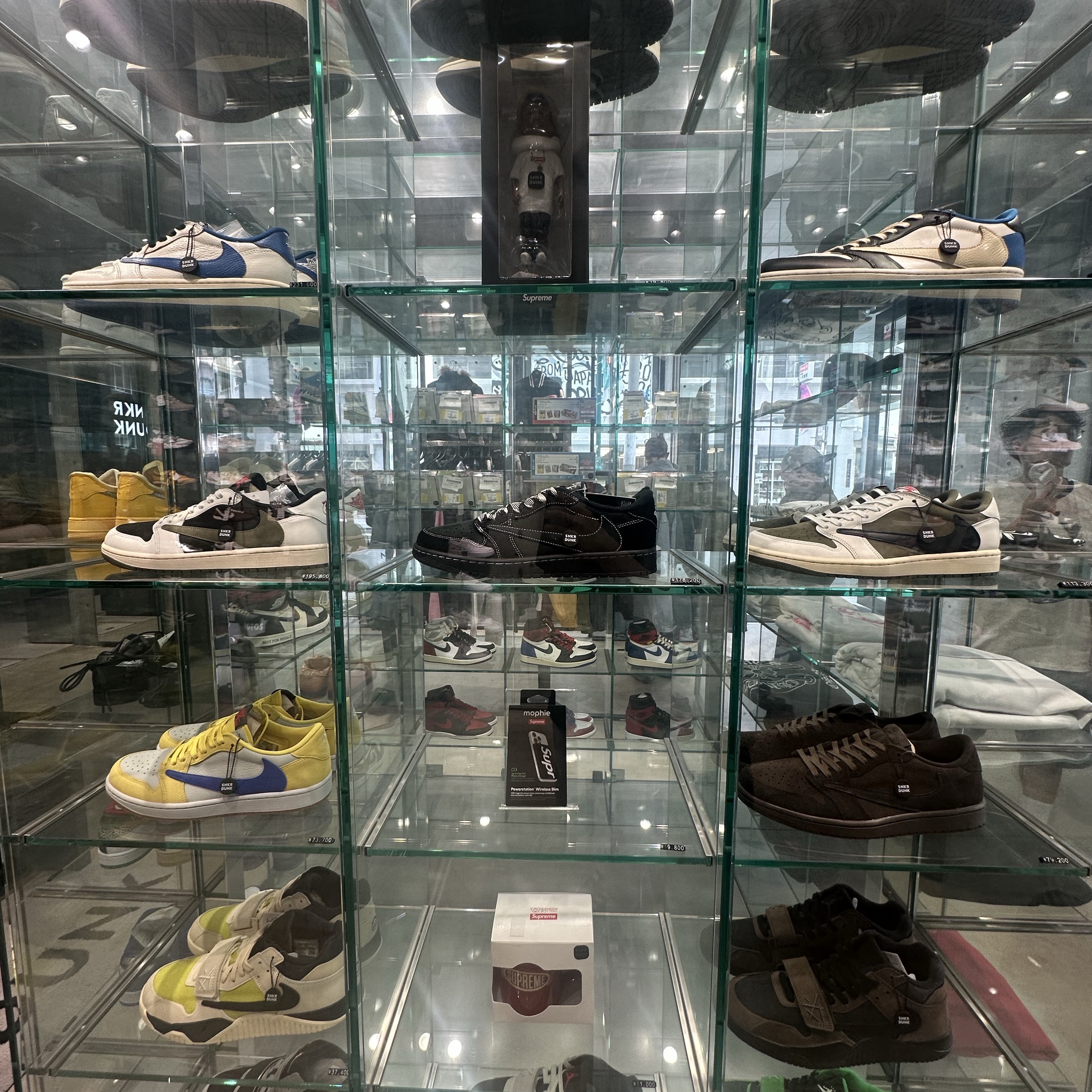 Jordan 1 x Travis Scott x Fragment Retro Low OG SP Military Blue, Jordan 1 x Travis Scott x Fragment Retro Low OG SP Sail Military Blue 착용 스타일