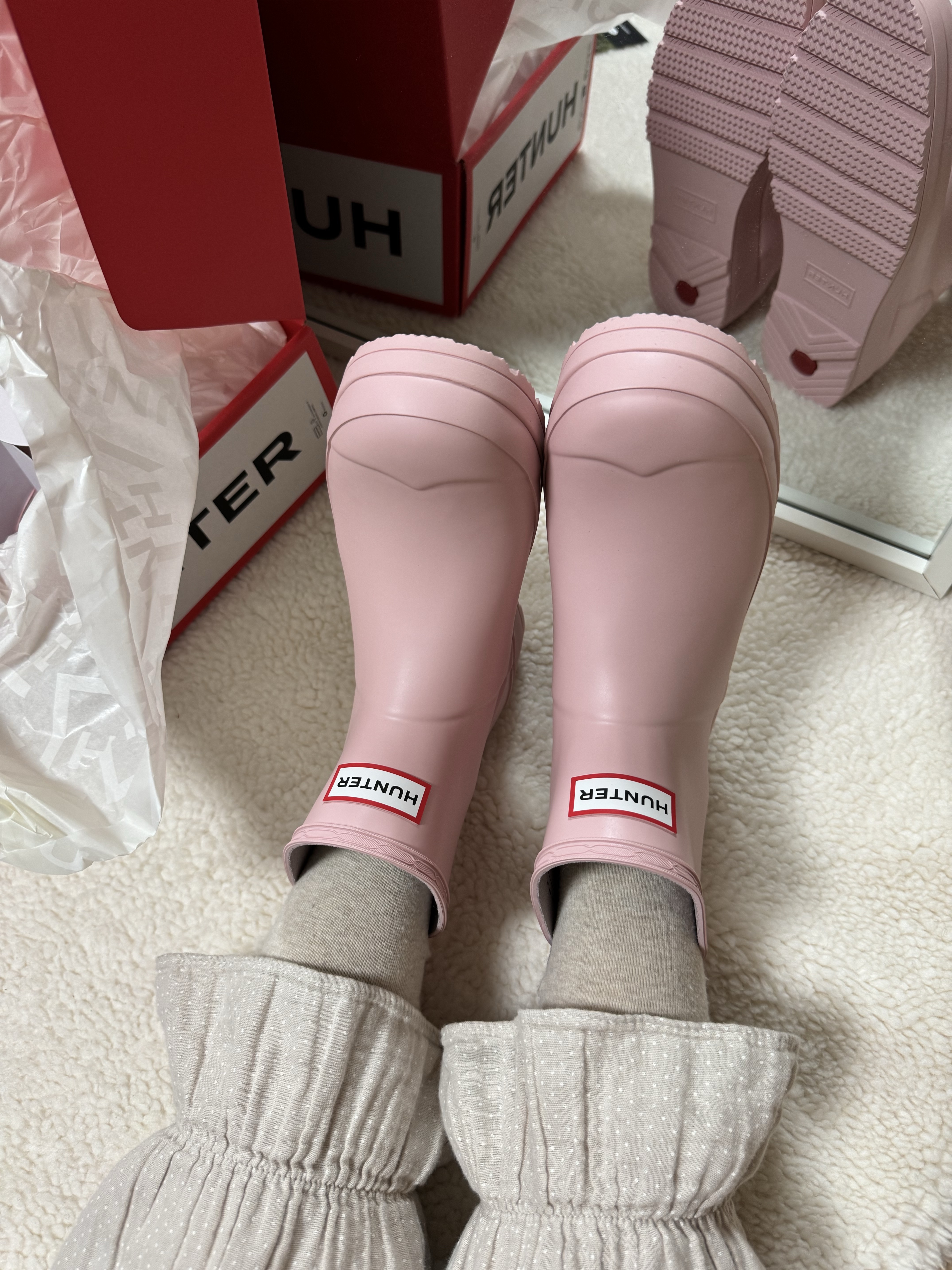 (W) Hunter Play Short Wellington Boots Azalea Pink 착용 스타일 - 3