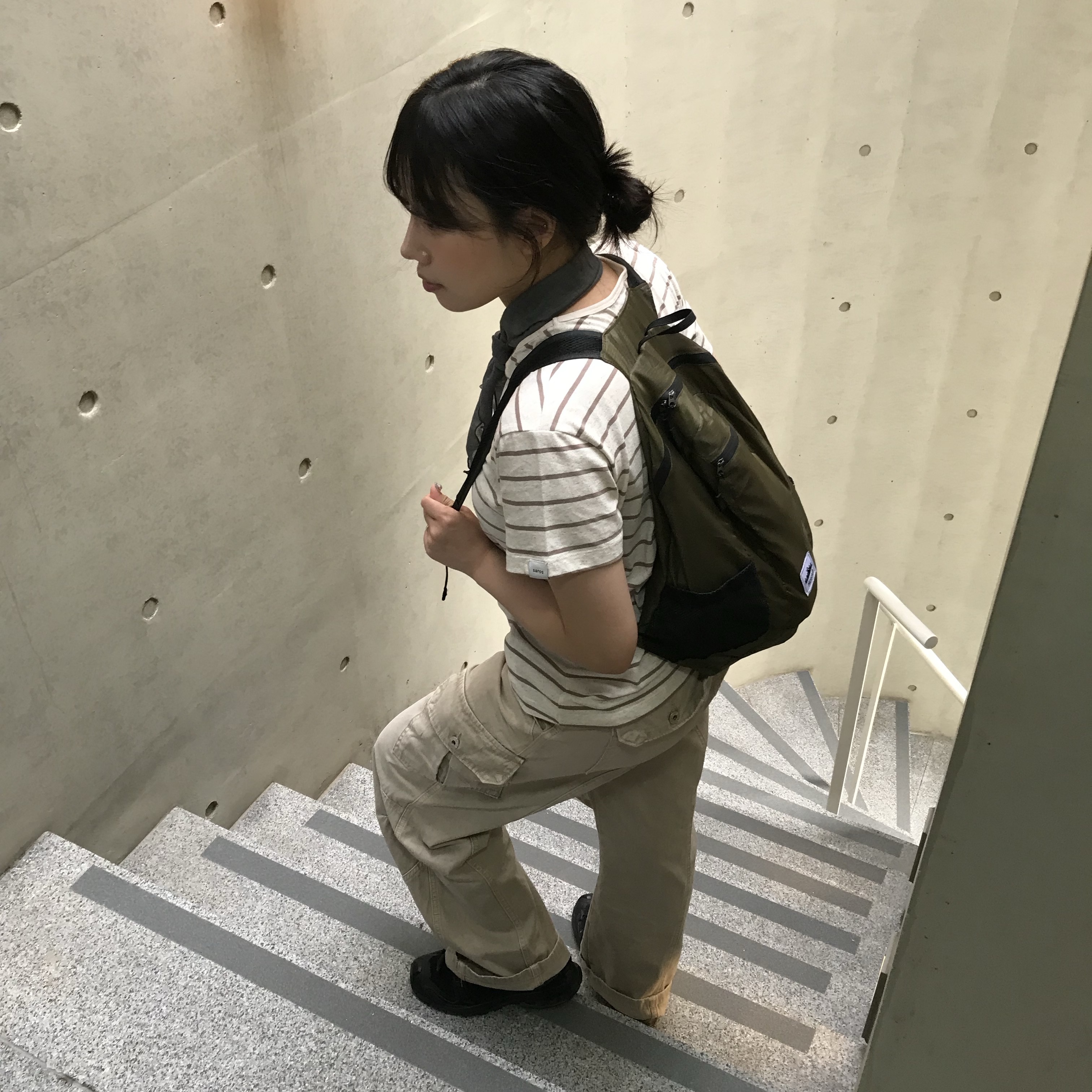 Heisan Ultra-light Compact Pocketbag - Khaki, Salomon XT-6 ADV Black 착용 스타일 - 2