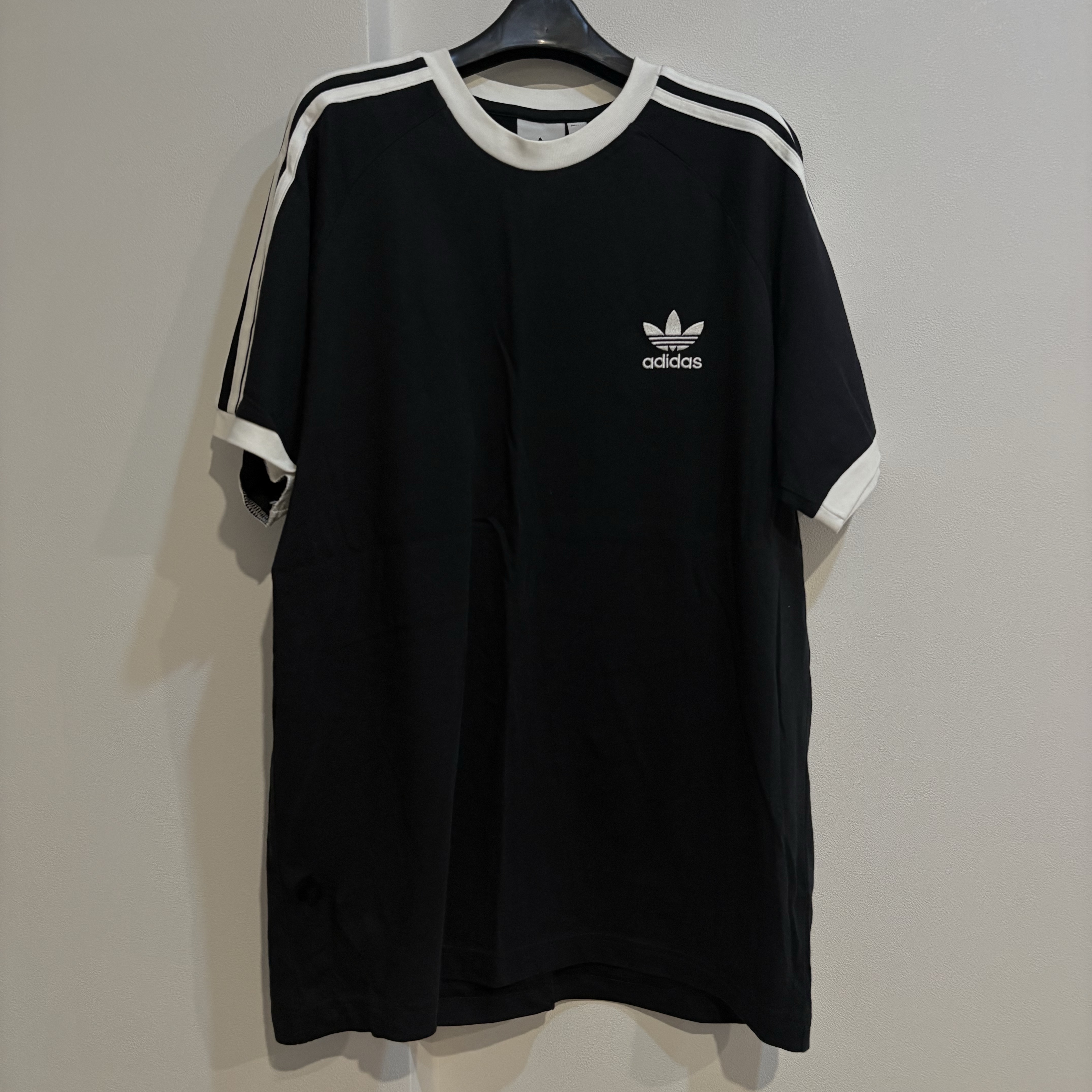 Adidas Adicolor Classics 3-Stripes T-Shirt Black - KR Sizing 착용 스타일
