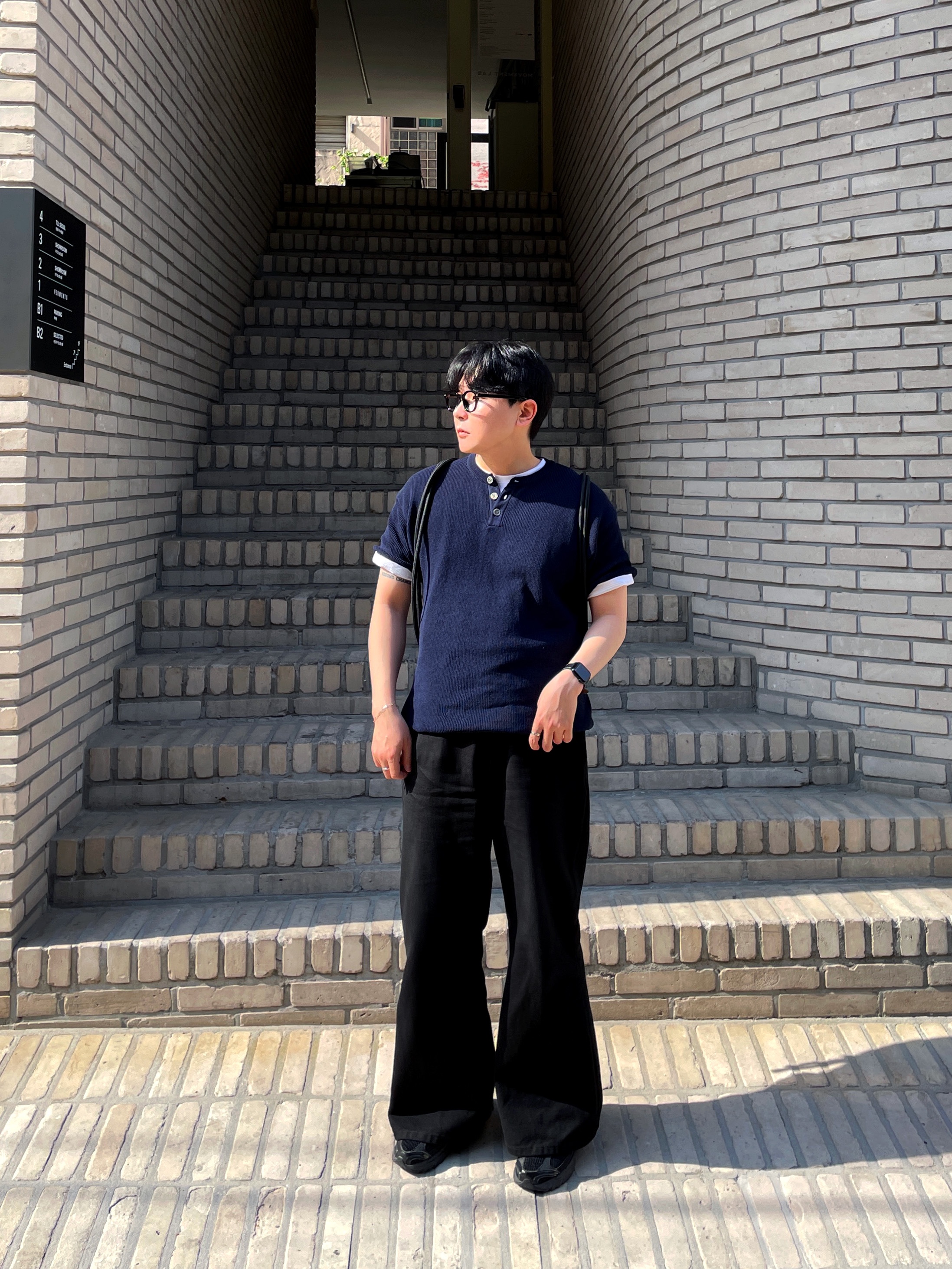 Knitted Coolever Henley Neck Half Sleeve Knit NVAY 착용 스타일 - 4