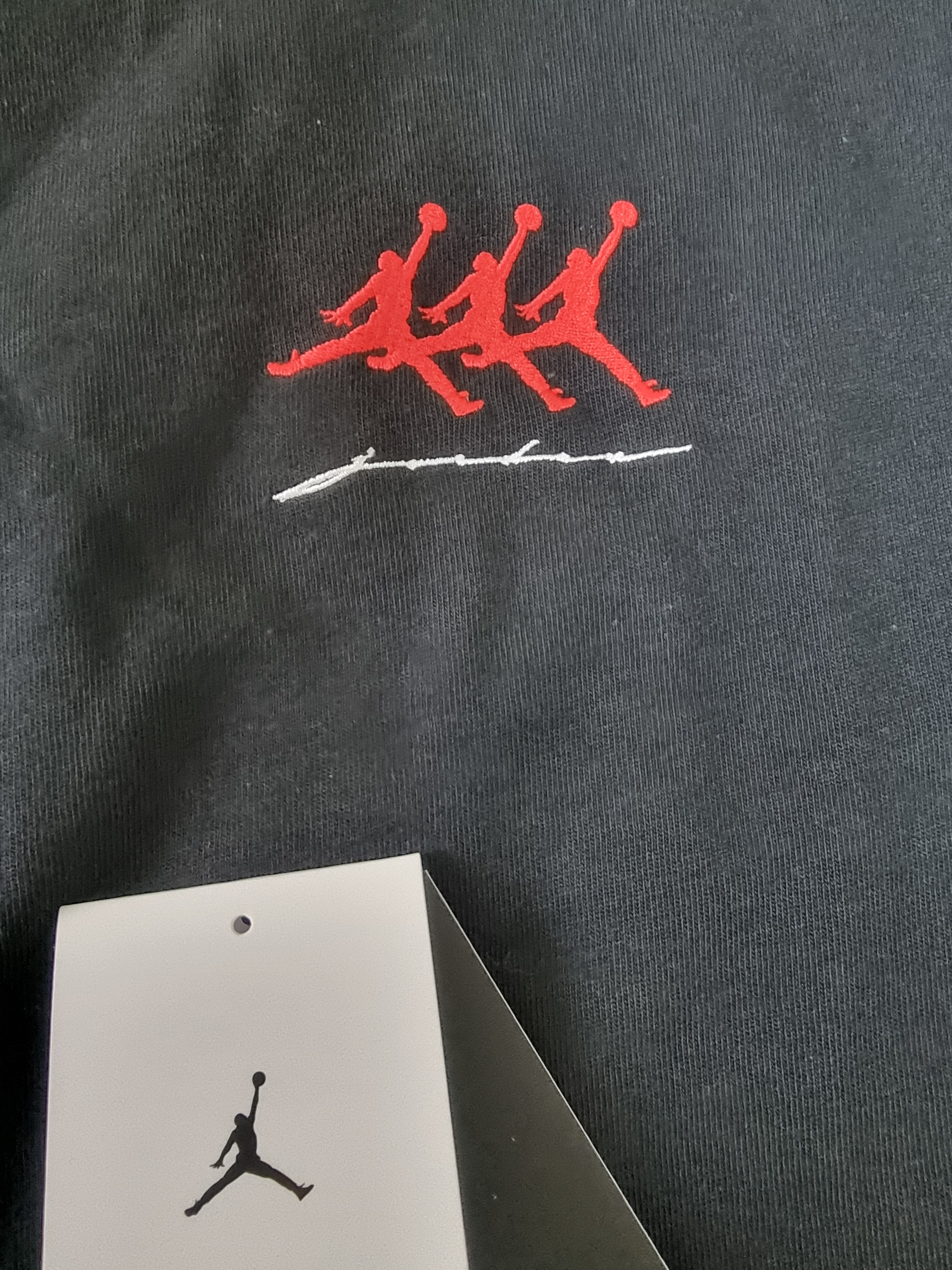 Jordan Flight Oversized Graphic T-Shirt Black (IF3133-010) 착용 스타일 - 2