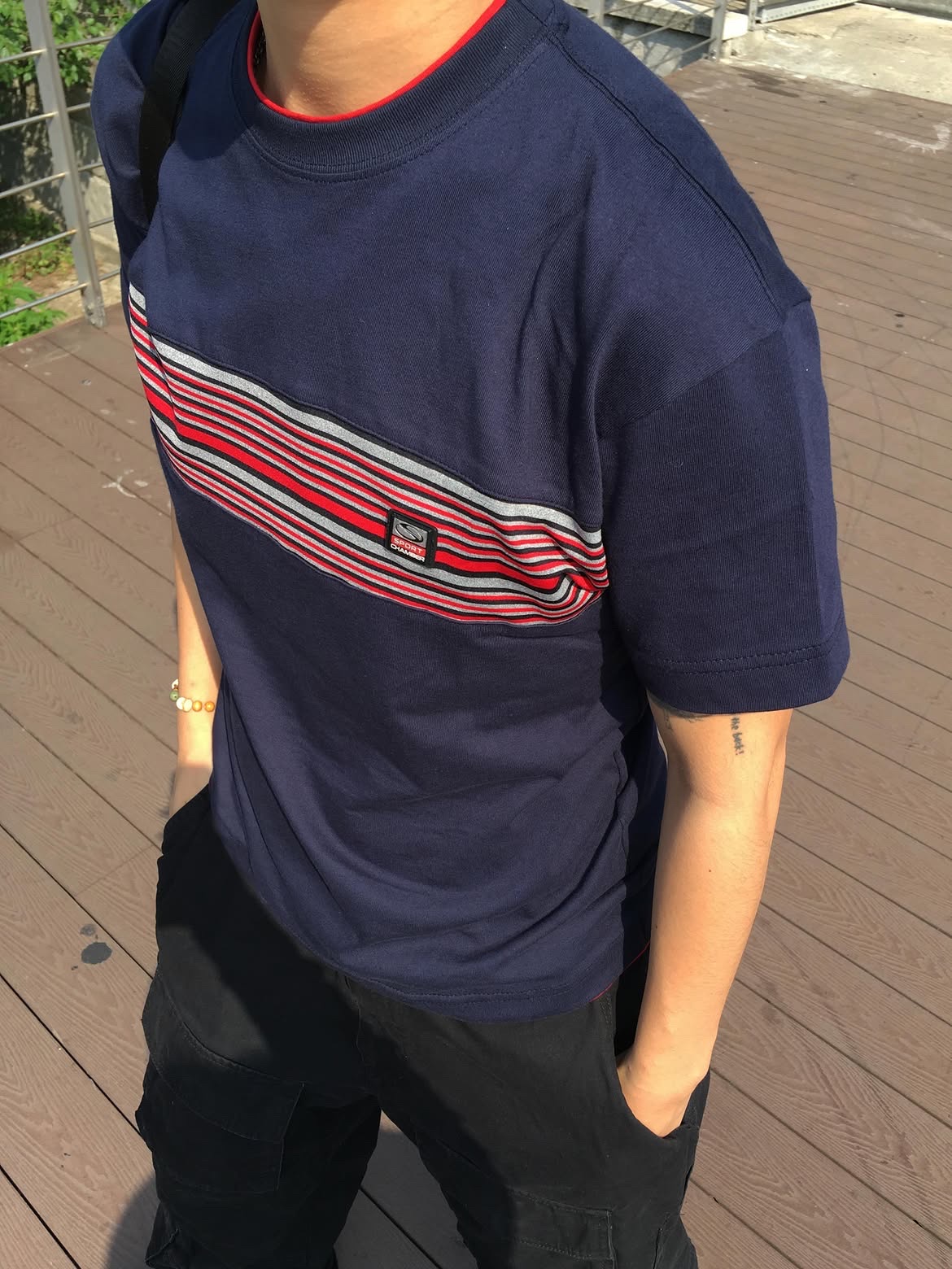 SPORT CHAMBER Spectrum T-shirt NAVY 착용 스타일 - 4