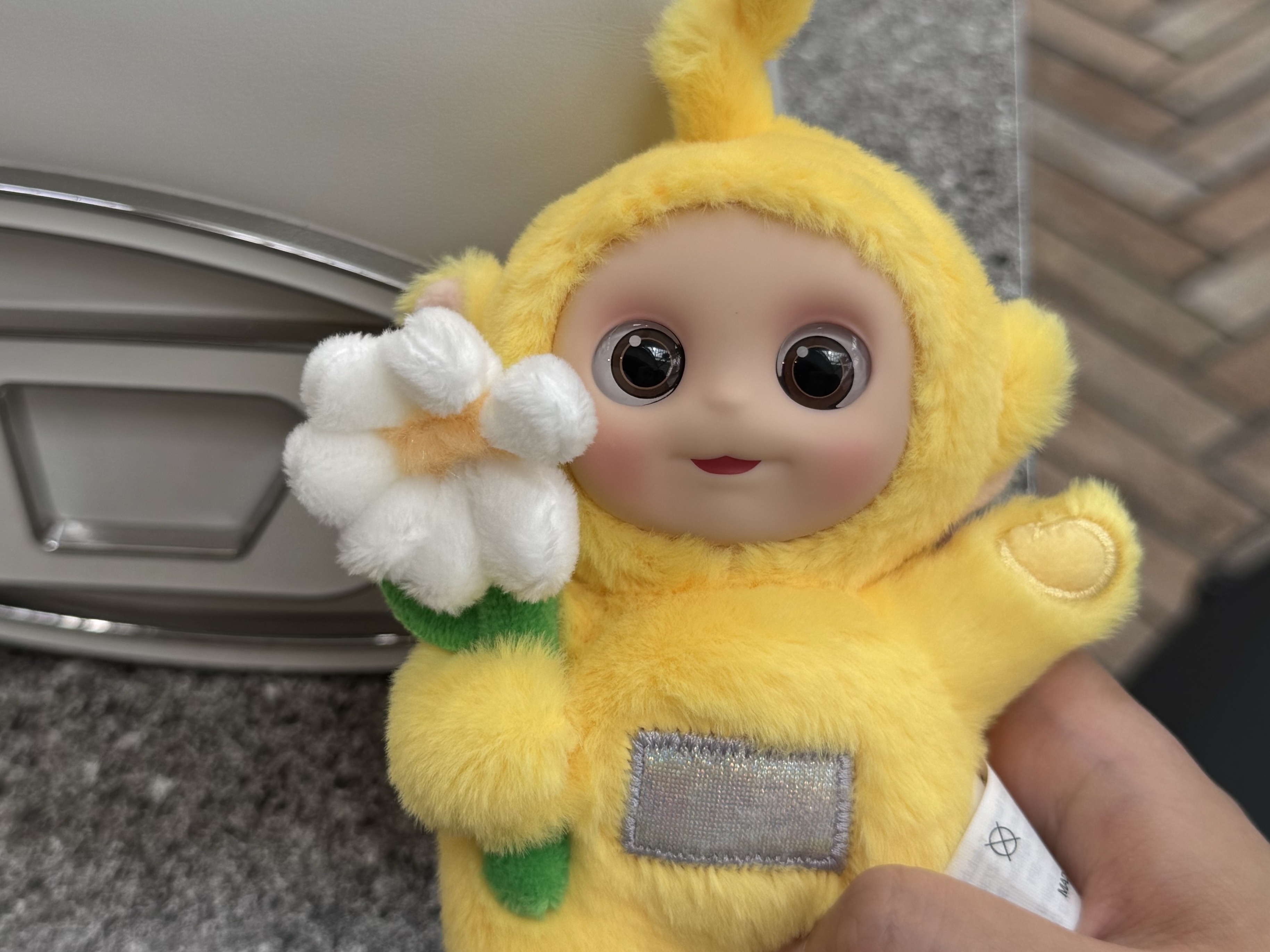 Pop Mart Teletubbies Say Hello Series Figures Sealed Case Laa Laa's Energetic Flower (Opened Case) 착용 스타일 - 2