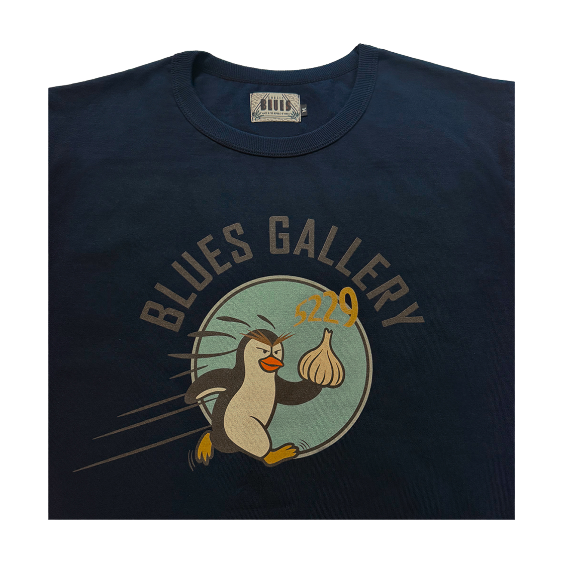 갈릭블루스 "RUN" 펭귄 티셔츠 네이비(GARLICBLUES "Run" Penguin T-Shirt Navy) - 3