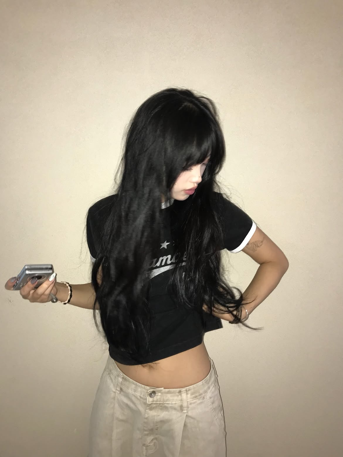 SPORT CHAMBER Active Logo T-Shirt BLACK 착용 스타일 - 3