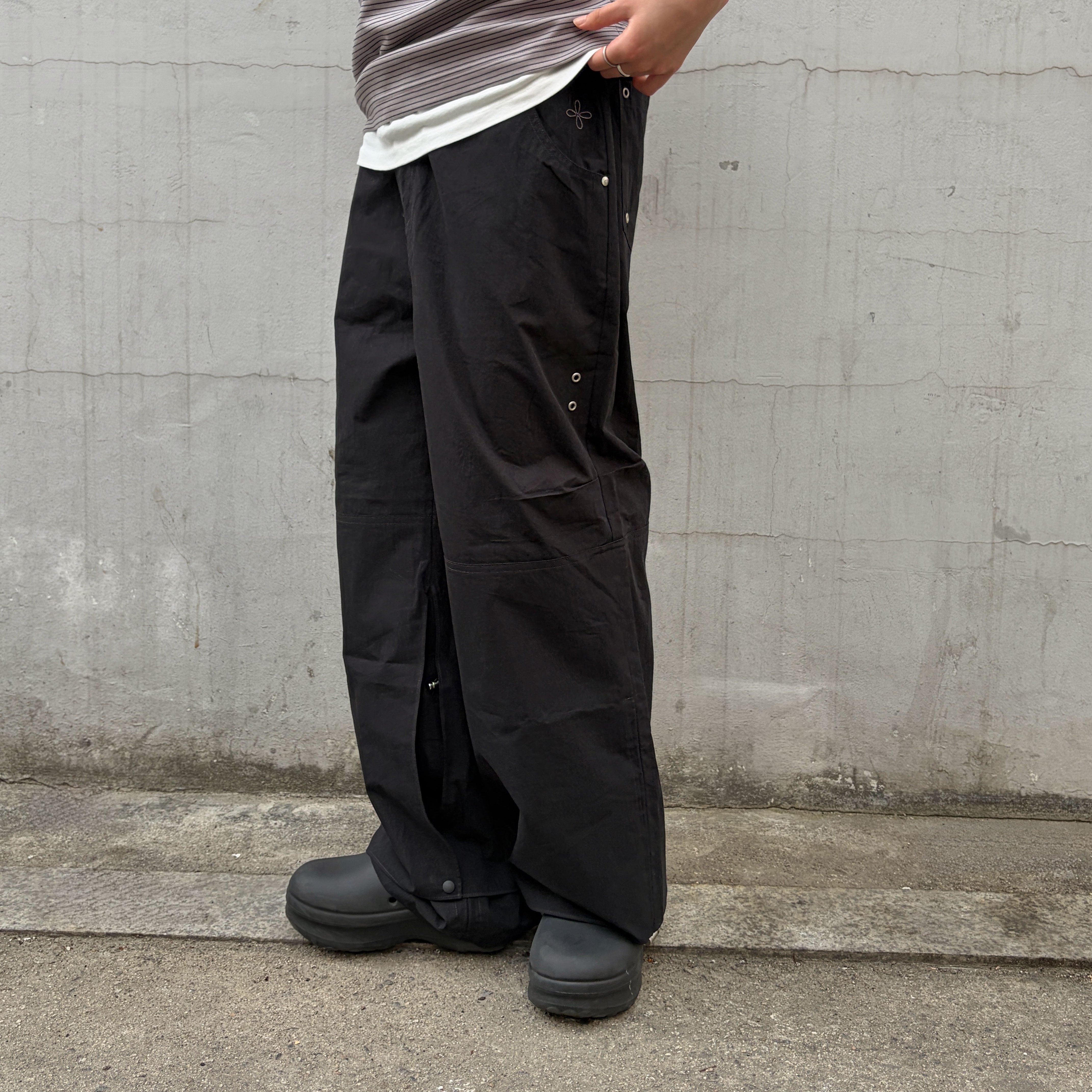 Riomeu Layered String Shirring Pants_Black 착용 스타일 - 1