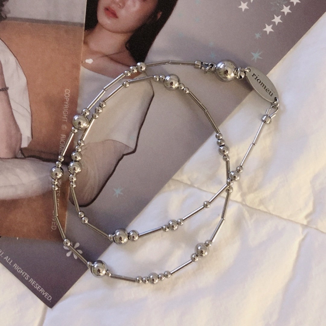 Riomeu Silver Melody Necklace 착용 스타일