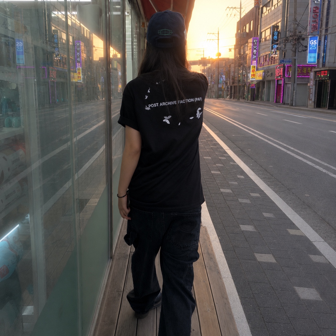 Aftermath Atm Logo Ball Cap Navy, Post Archive Faction (Paf) Souvenir T-Shirt 2025 Spring Paris Edition Black 착용 스타일