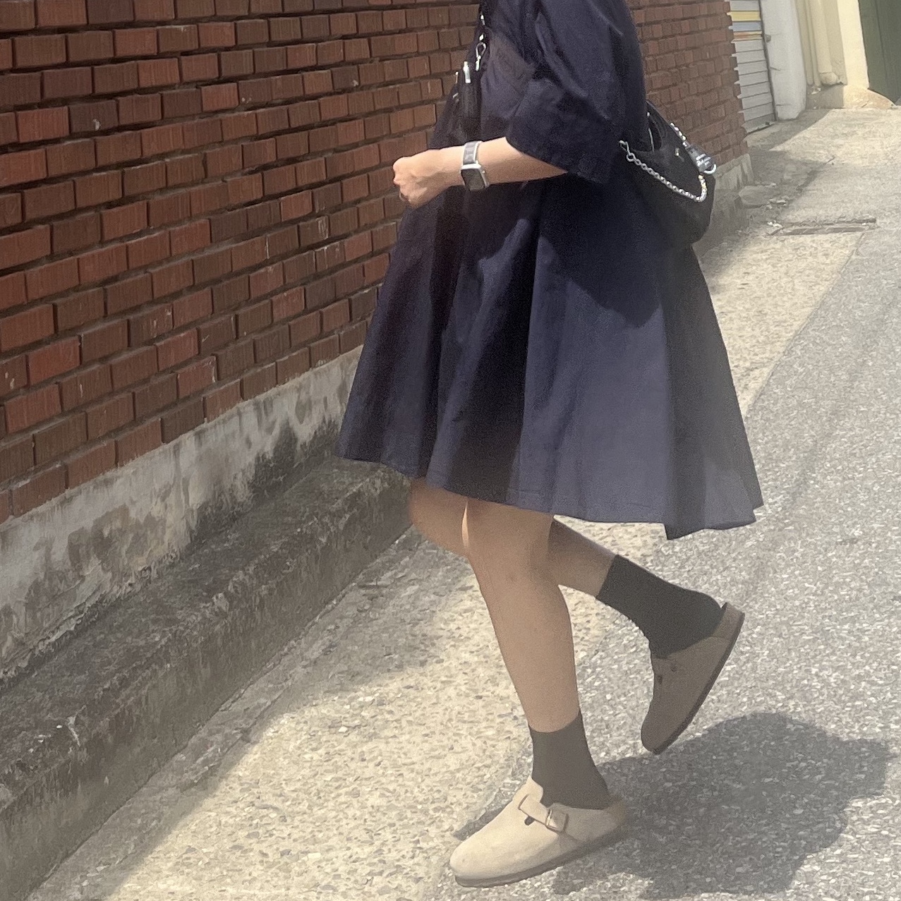 Birkenstock Boston Soft Footbed Taupe - Regular 착용 스타일