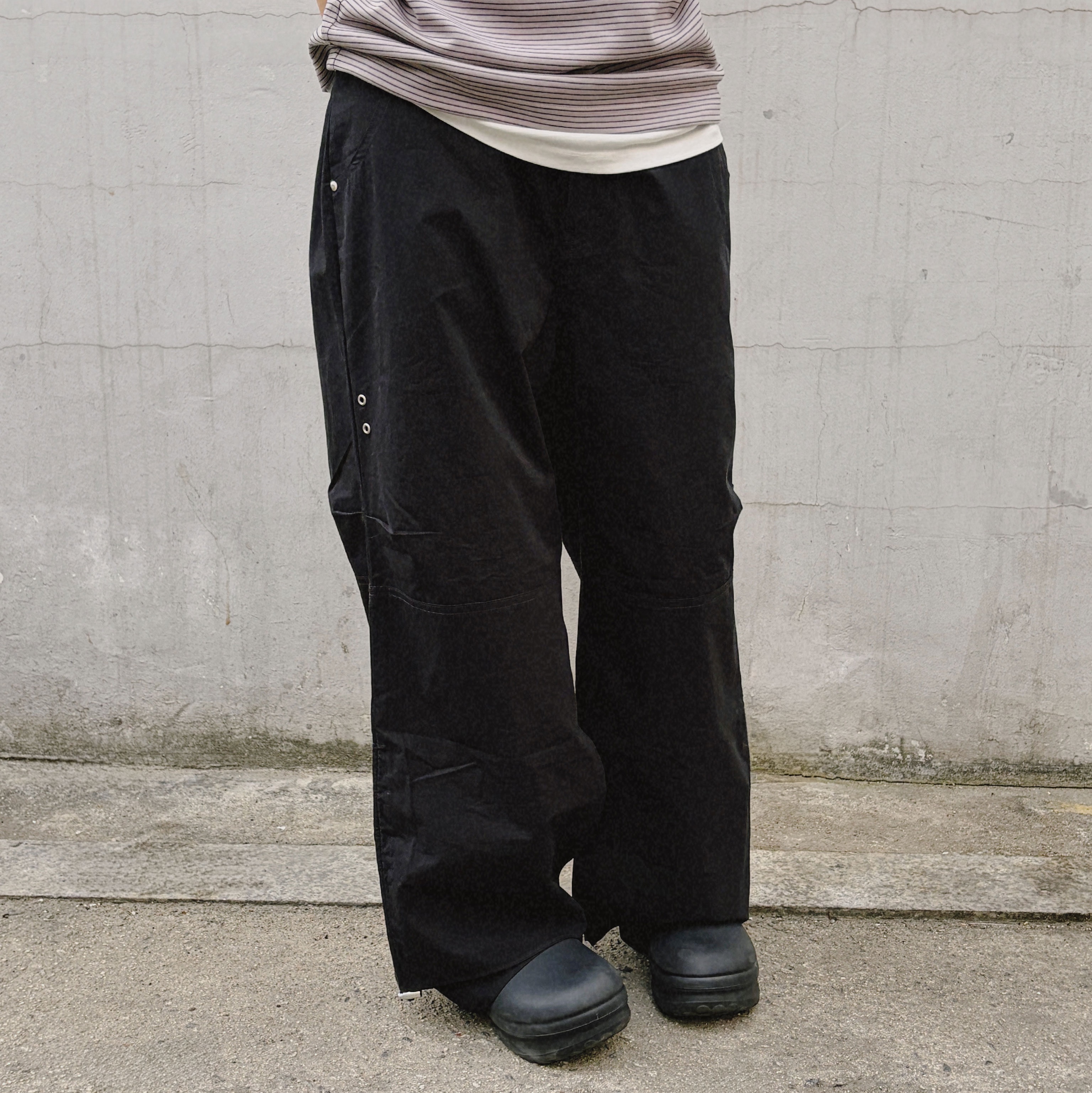 Riomeu Layered String Shirring Pants_Black 착용 스타일 - 2