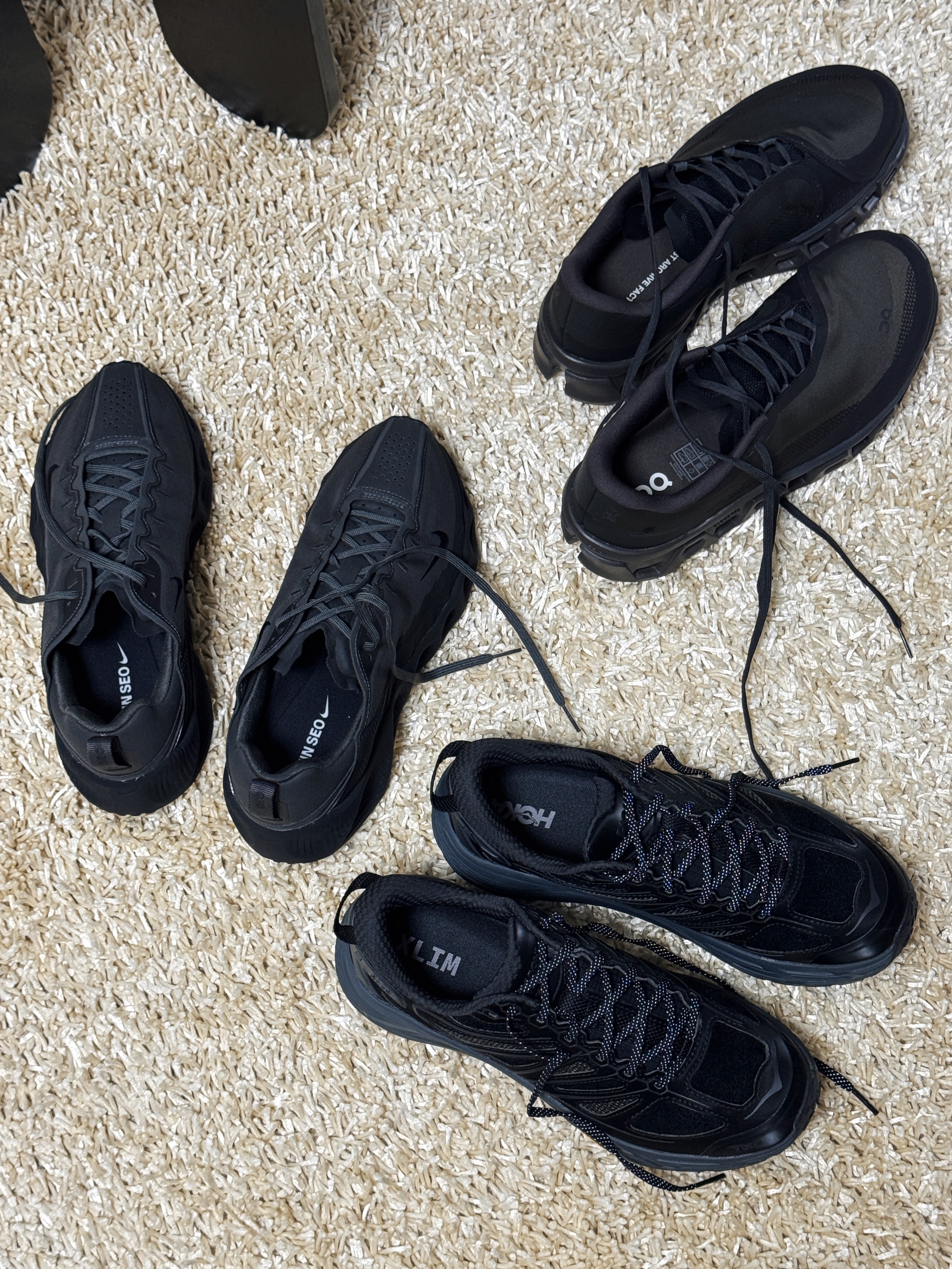 Hoka x Xlim Mafate Speed 2 TS Black Charcoal, On Running x Post Archive Faction (Paf) Cloudmonster 2 Thorn Brown 착용 스타일