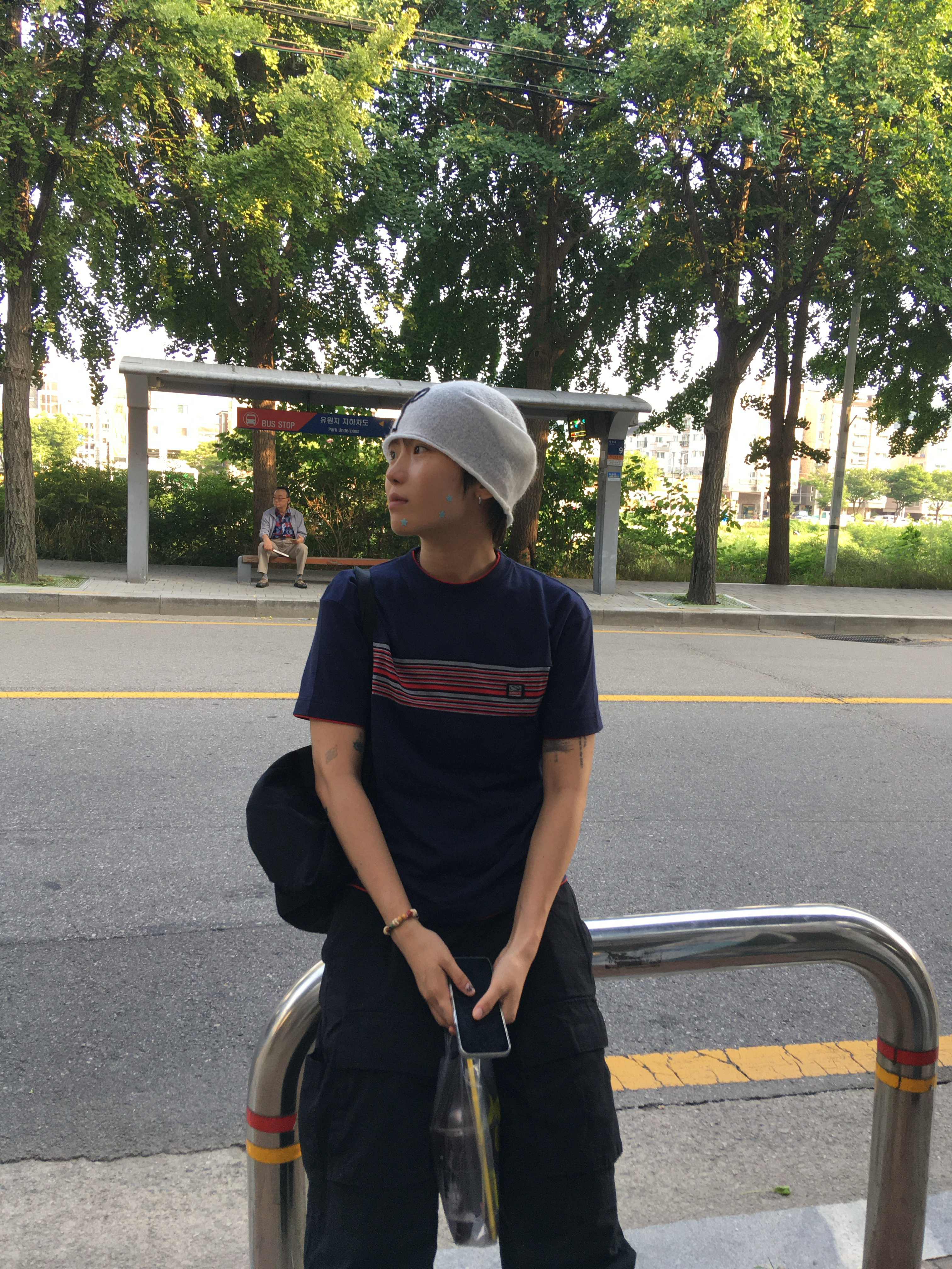 SPORT CHAMBER Spectrum T-shirt NAVY 착용 스타일 - 2
