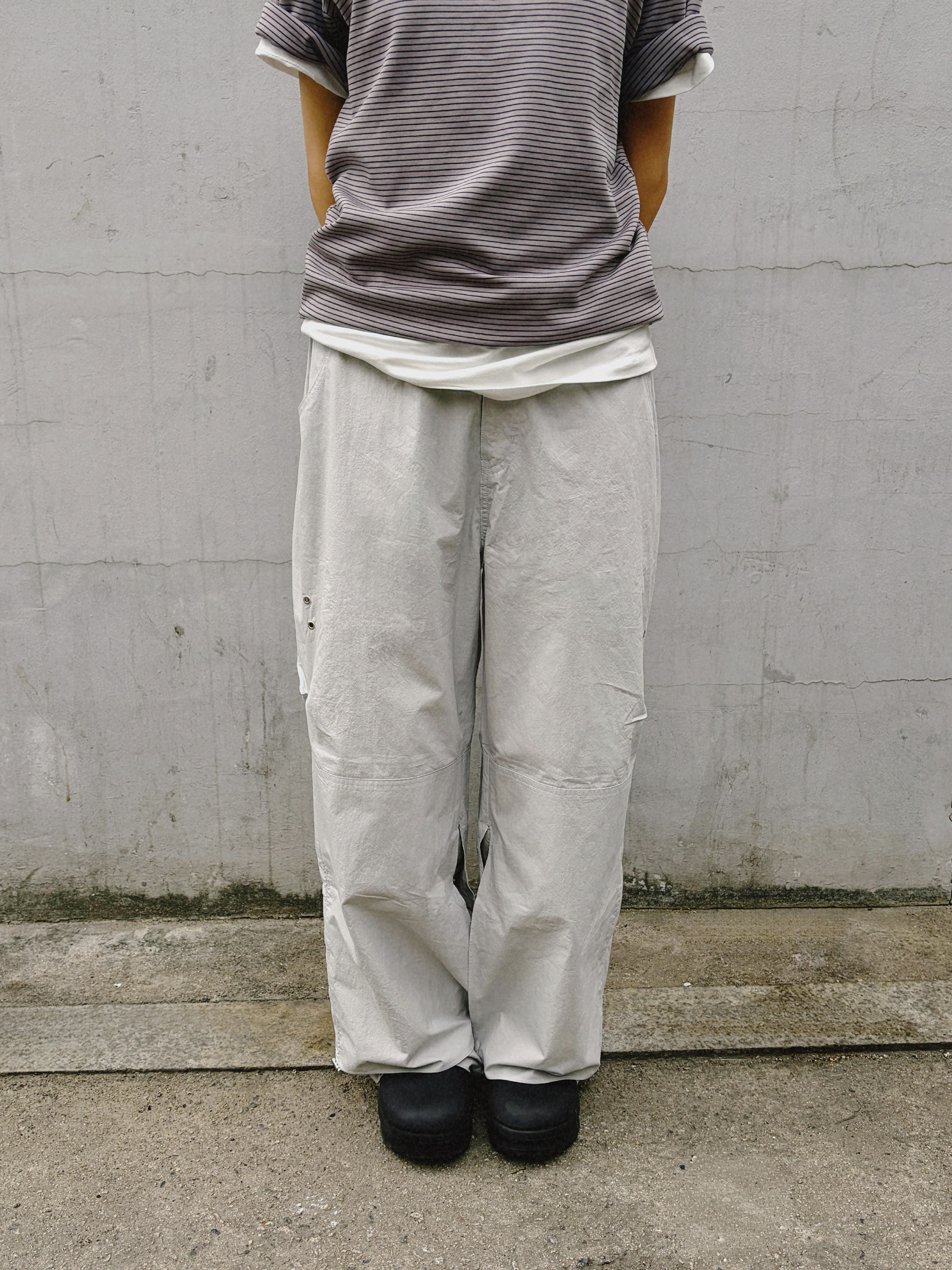 Riomeu Layered String Shirring Pants_Gray 착용 스타일 - 1