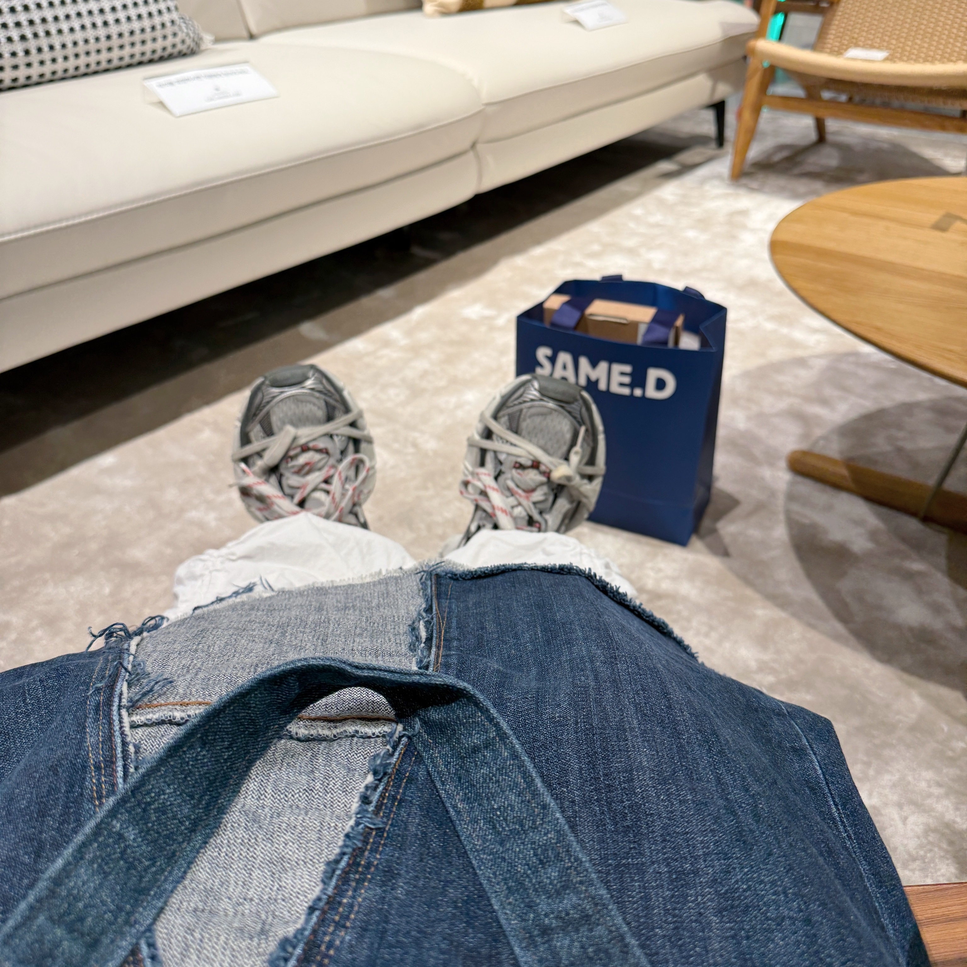 Balenciaga 3XL Sneakers Grey White Red, (W) Balenciaga 3XL Sneakers Grey White Red 착용 스타일 - 3