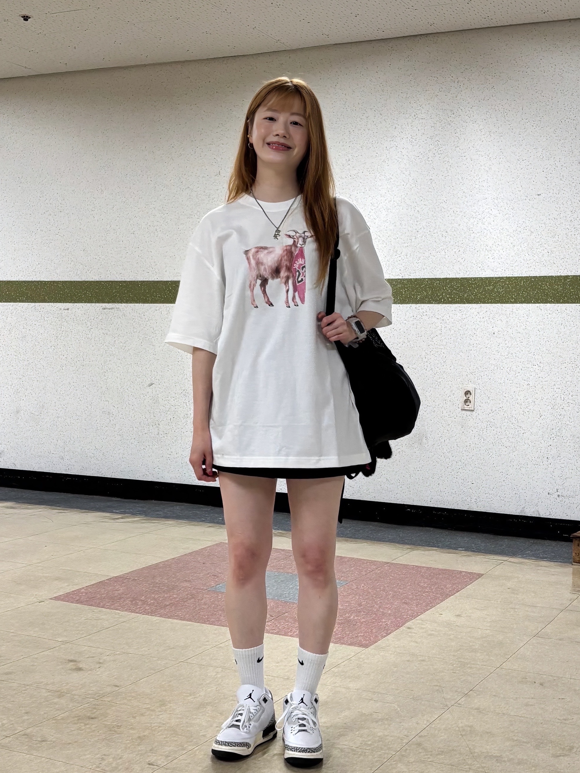 (GS) Jordan 3 Retro Animal Icon, Jordan T-Shirt White Black 착용 스타일 - 8