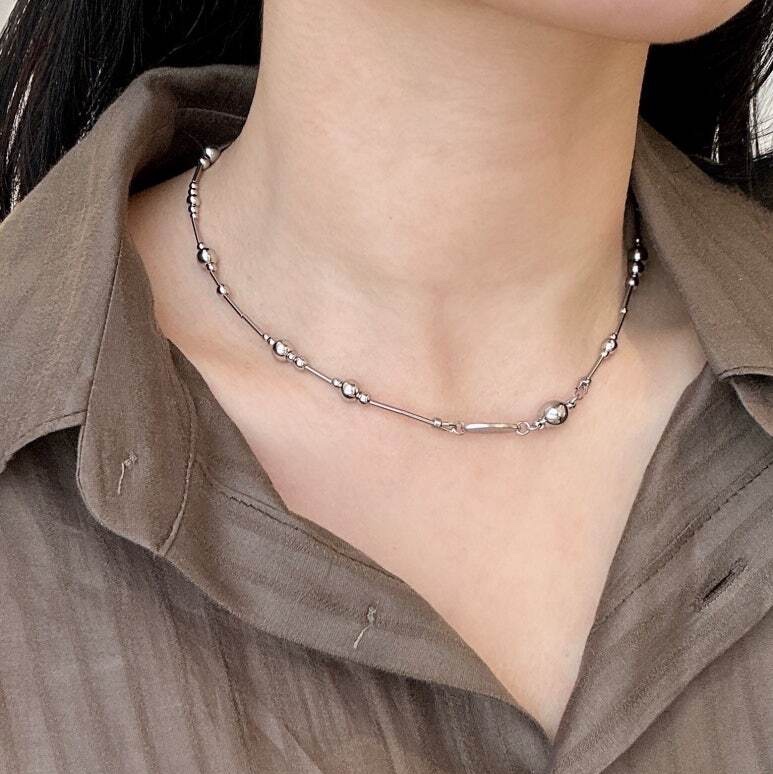 Riomeu Silver Melody Necklace 착용 스타일