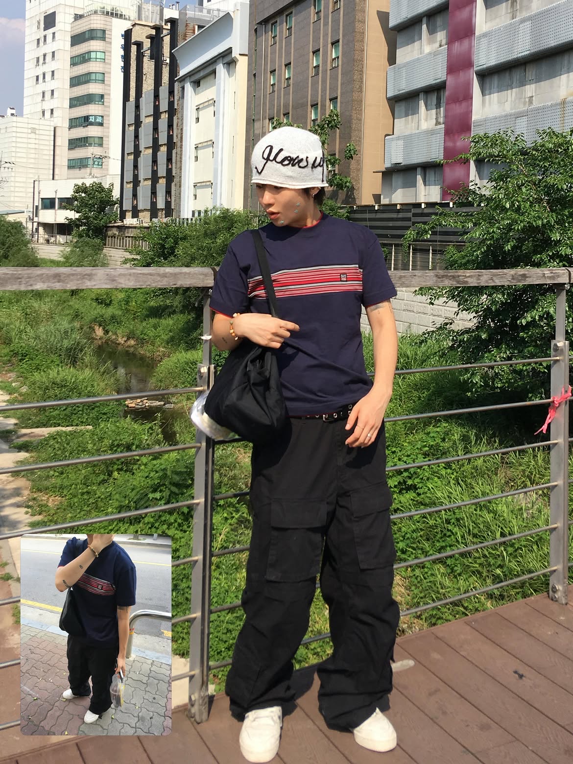 SPORT CHAMBER Spectrum T-shirt NAVY 착용 스타일 - 3