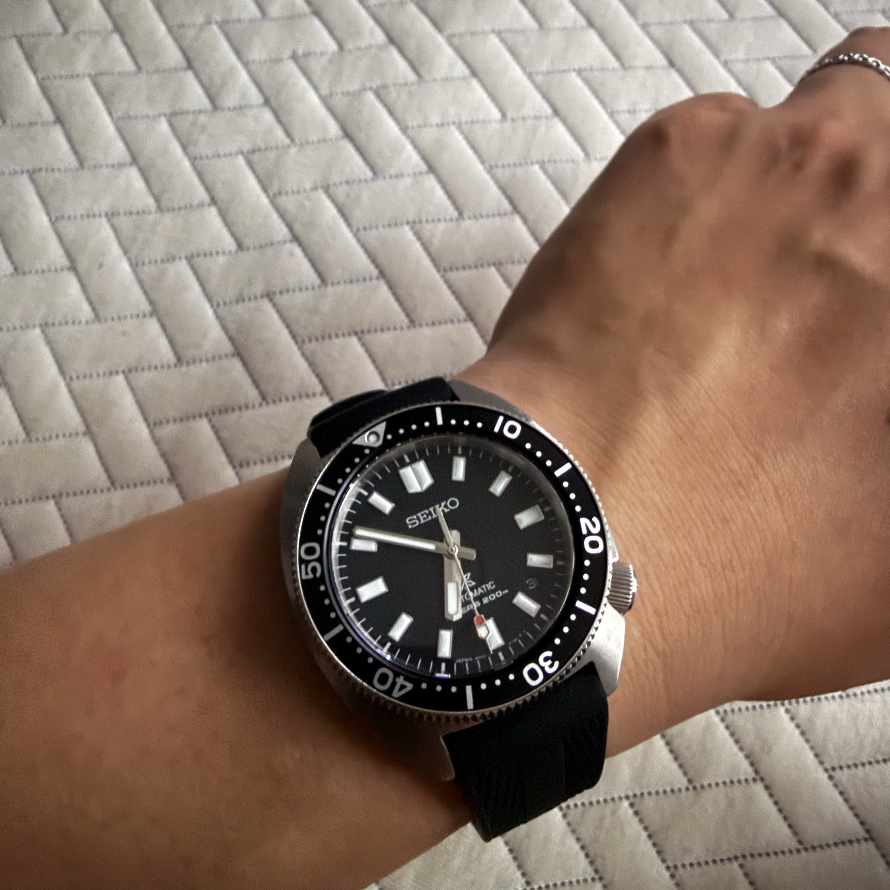 Seiko Prospex SPB317J1 Black 착용 스타일