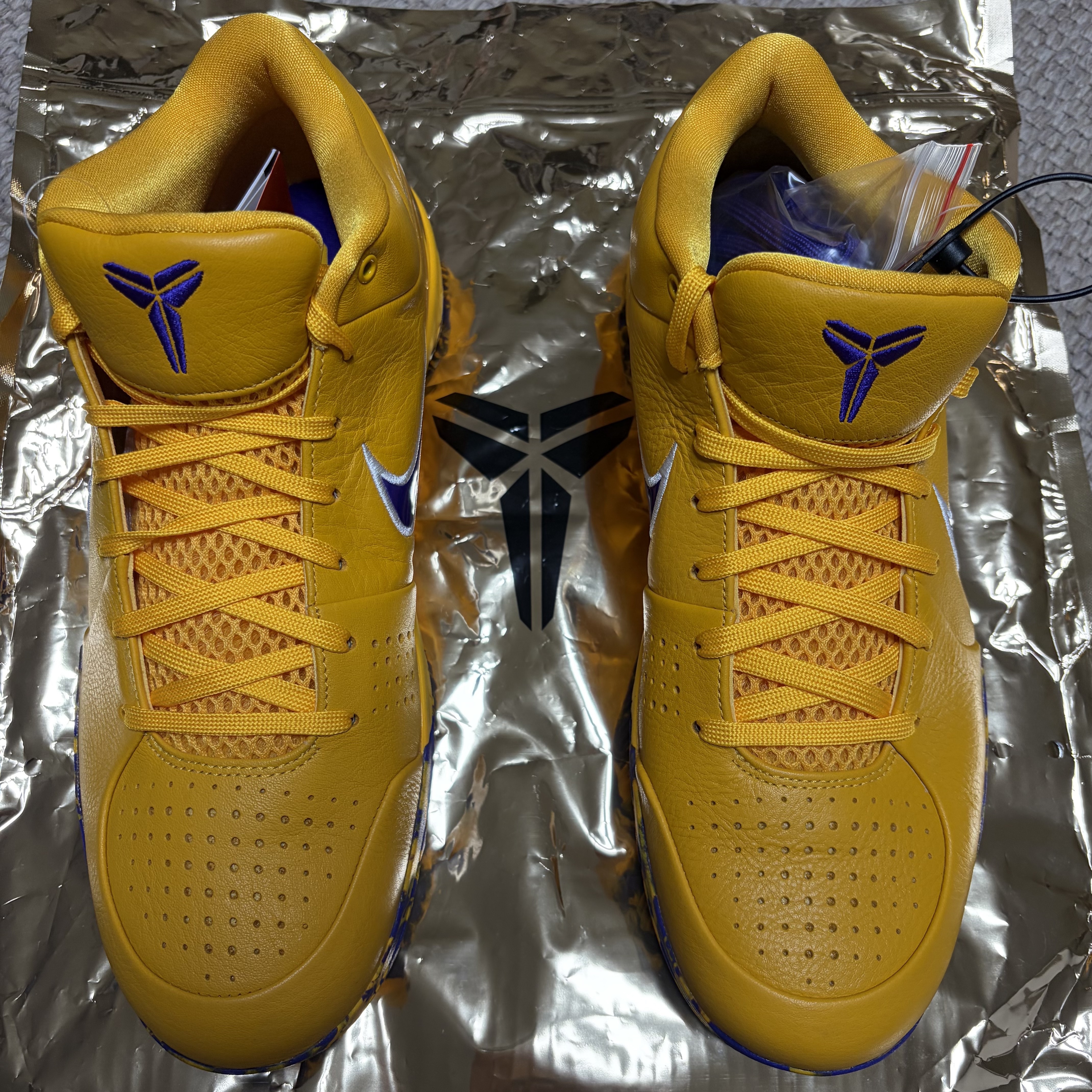 Nike Kobe 4 Protro Draft Pack Gold Purple (Opened Case) 착용 스타일 - 2