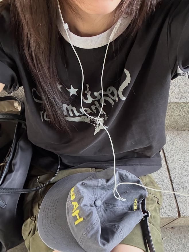 SPORT CHAMBER Active Logo T-Shirt BLACK 착용 스타일 - 3