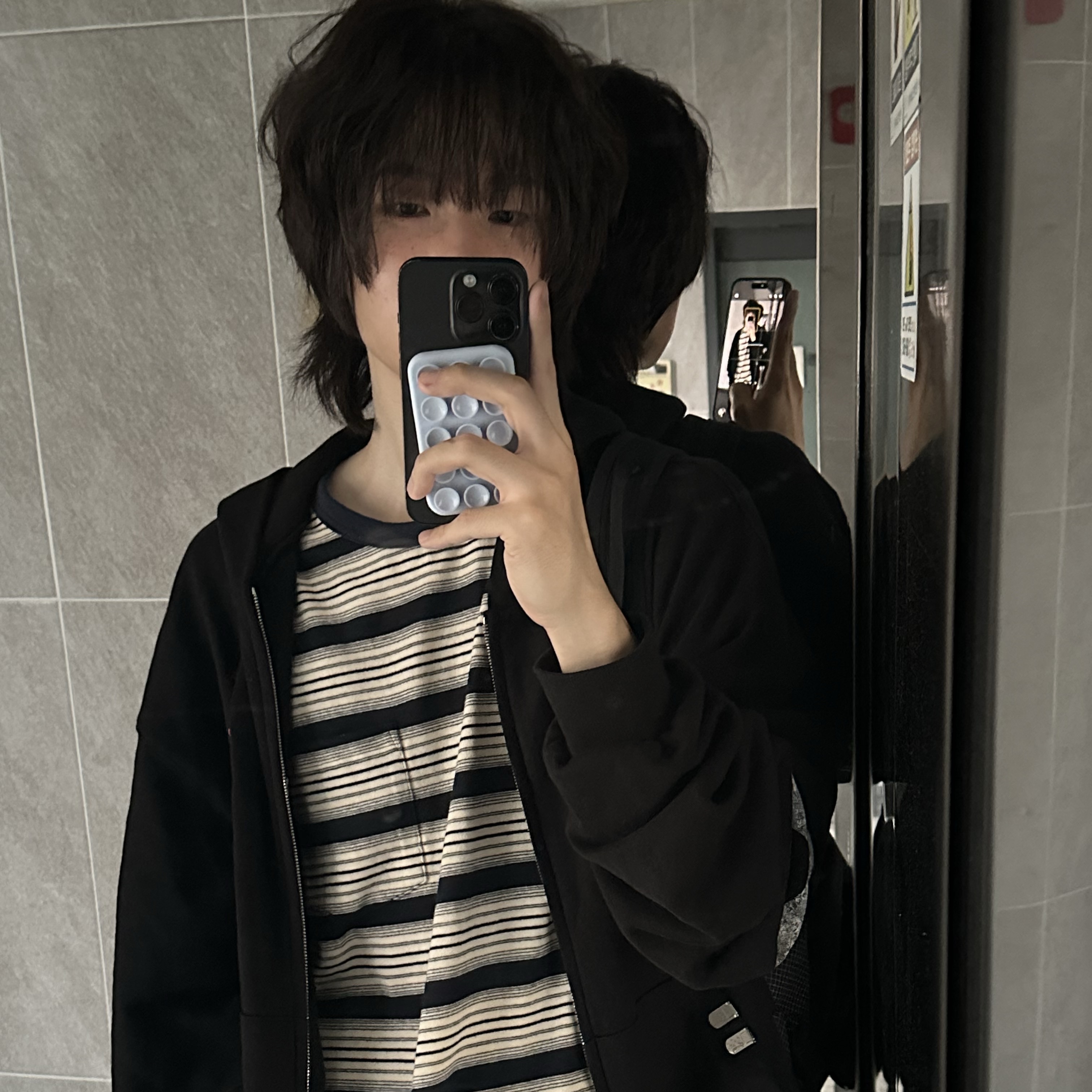 [트리플적립] PACOSPLY Falling Angel Zip Up Hoodie Black, Arc'teryx Konseal 15 Backpack Black 착용 스타일 - 1