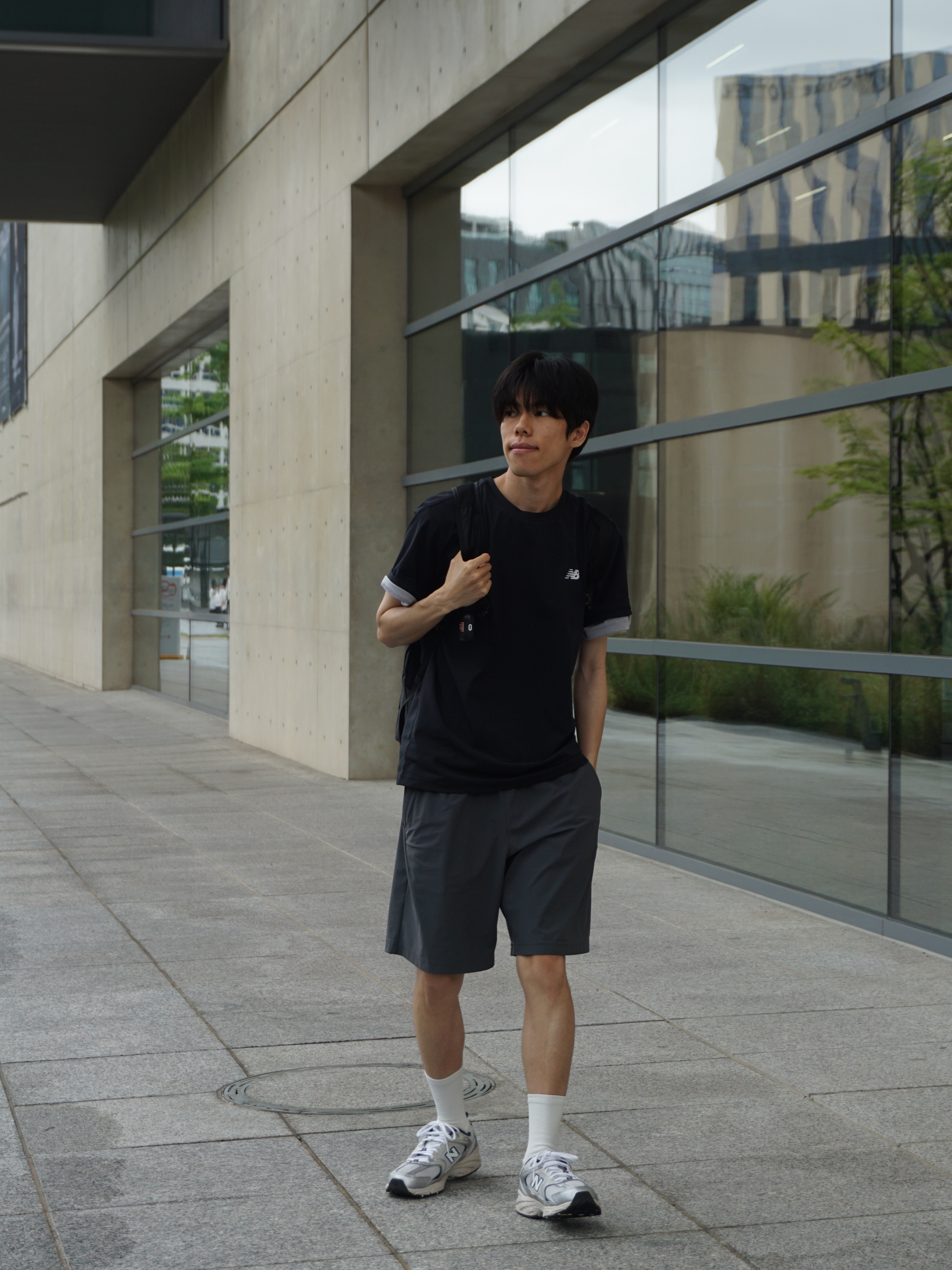 New Balance Sport Essential T-Shirt Black 착용 스타일 - 4