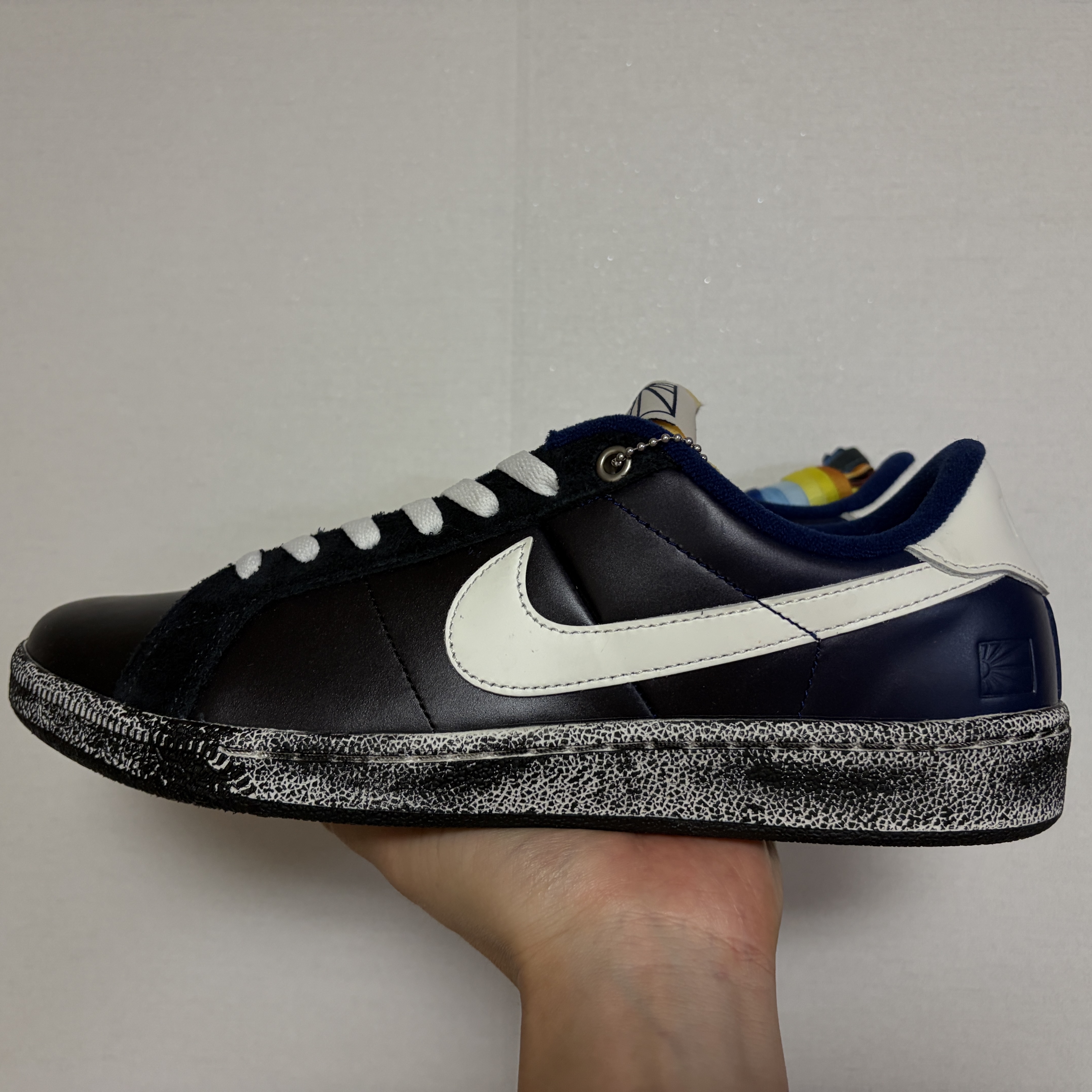 Nike x Rassvet SB Zoom Tennis Classic Blue Void and Sail 착용 스타일 - 1