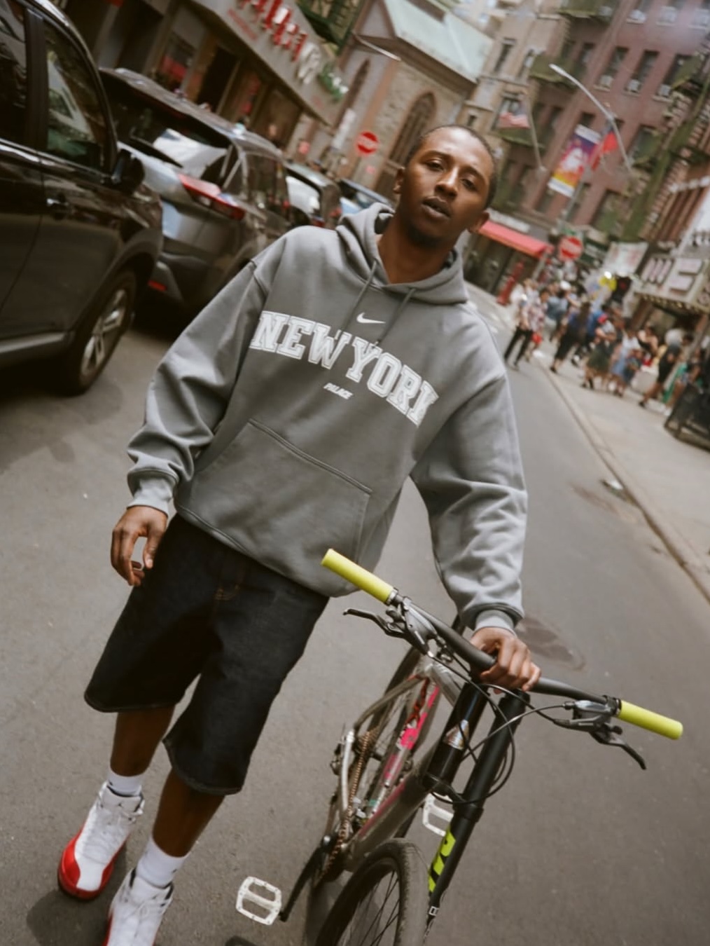 Palace x Nike Shop T-Shirt Seoul White - 26SS, Palace x Nike Shop Hood Seoul Black - 26SS 착용 스타일 - 10