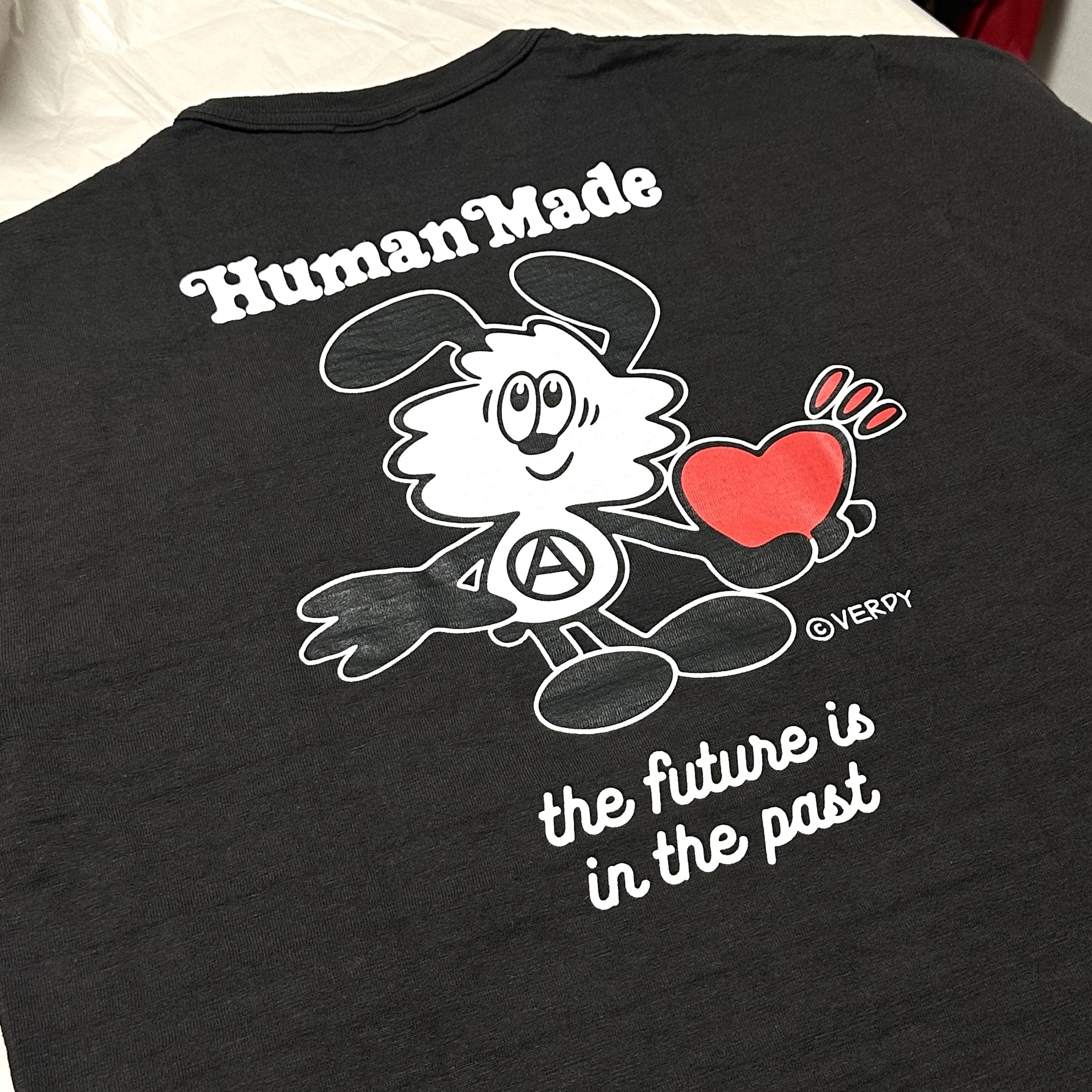 Human Made x Verdy x Lotte Museum Graphic T-Shirt Black 착용 스타일 - 1