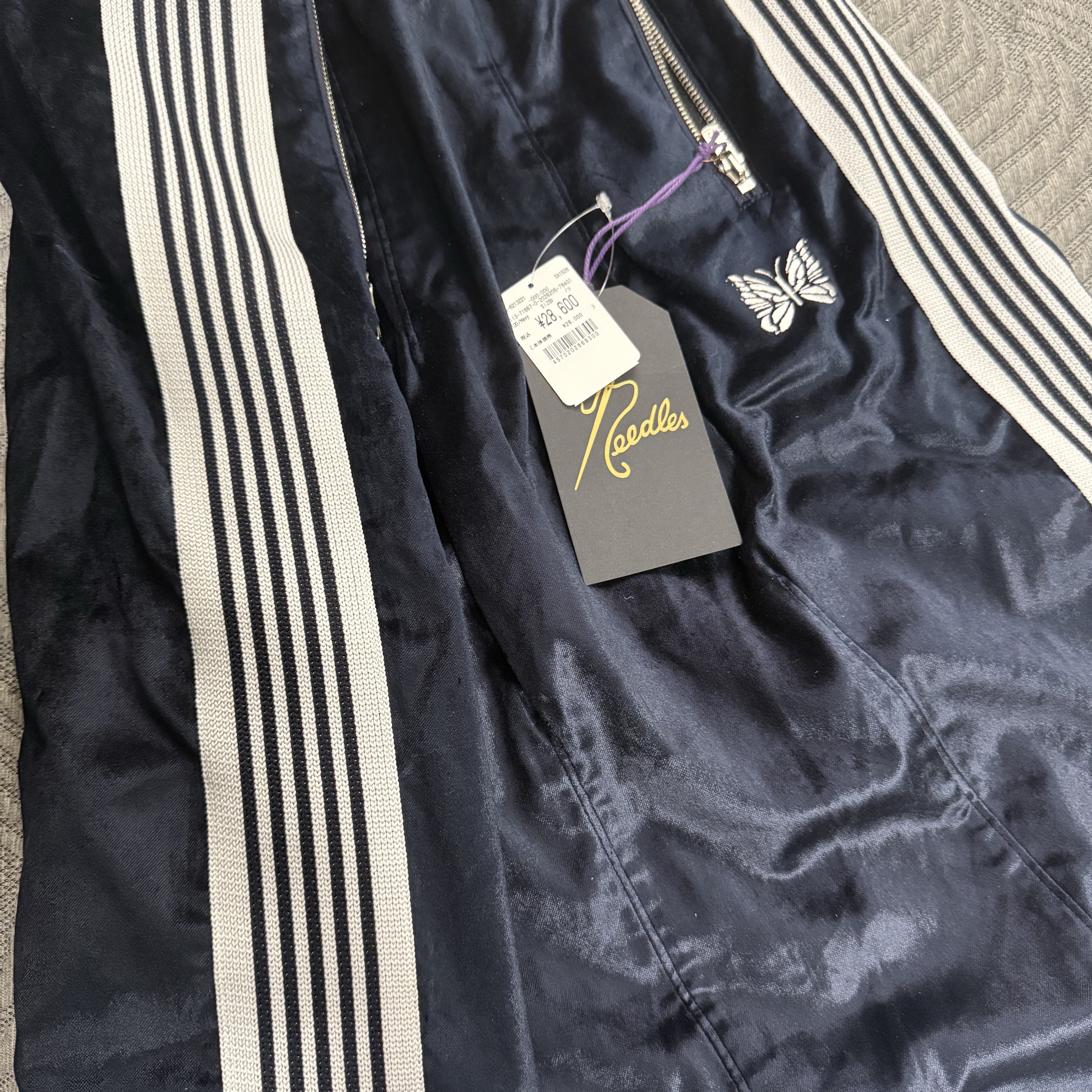 Needles x LHP H.D. Track Shorts C/PE Velour Navy - LHP Exclusive 착용 스타일