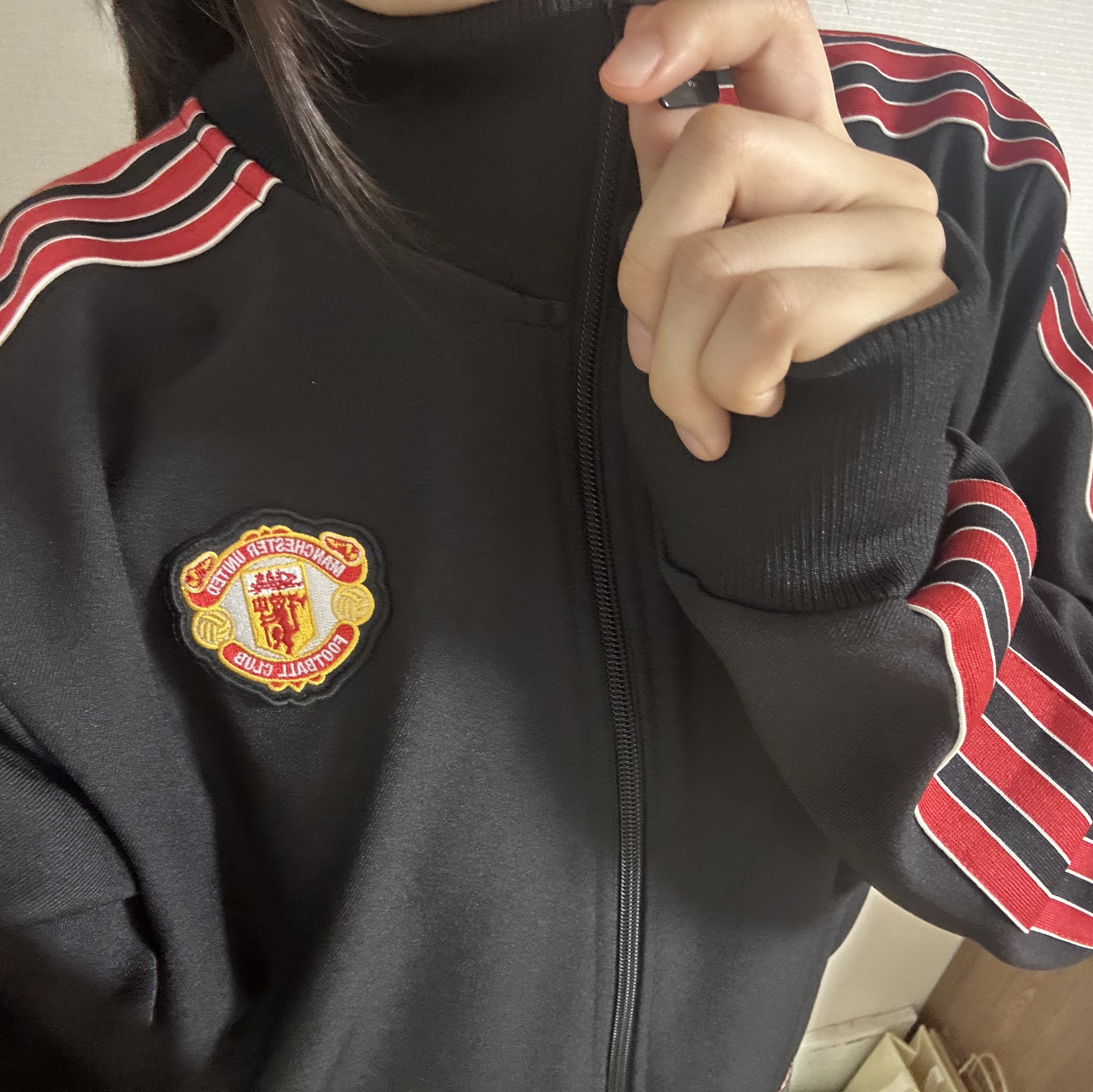 Adidas Manchester United Terrace Icon Track Top Black - US Sizing 착용 스타일