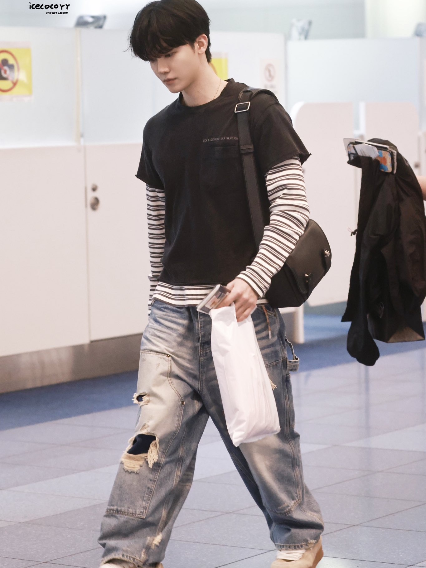 Undermycar Vintage Distressed Denim Carpenter Blue Denim 착용 스타일 - 1