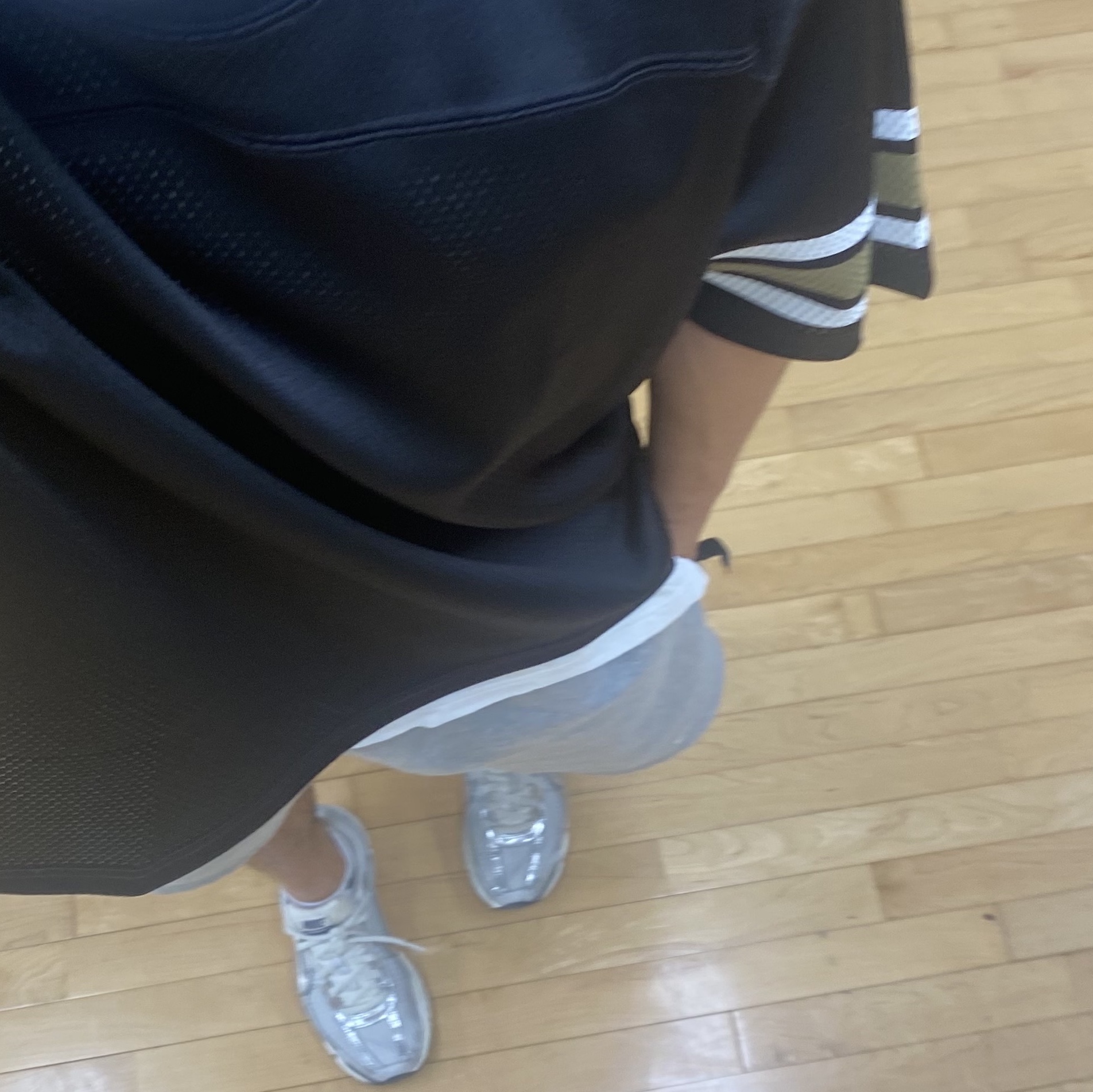 Stussy Surfman Mesh Football Jersey Black 착용 스타일