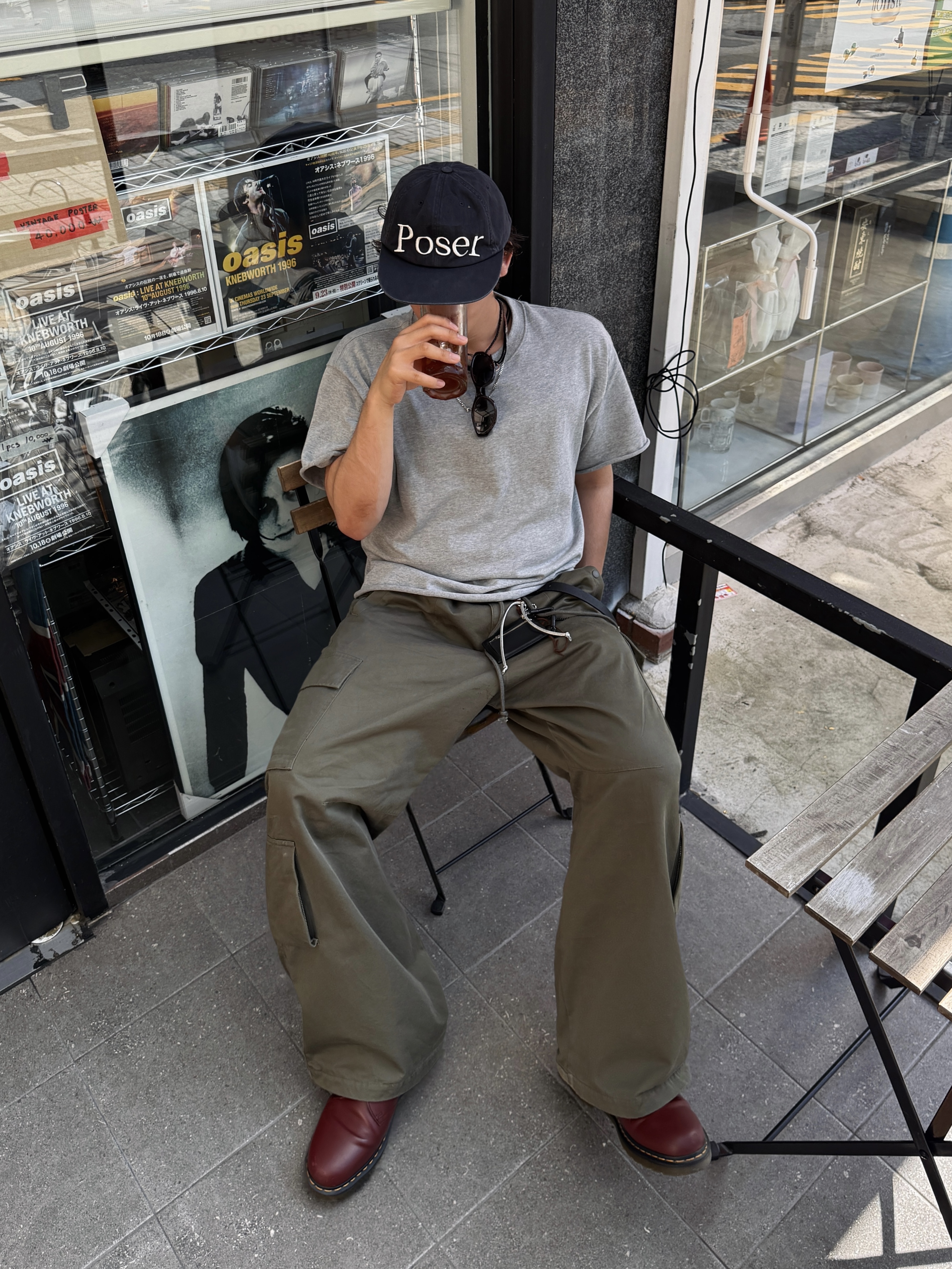 Millo Archive Soft Uneck Semi Over Fit T-Shirts Melange Gray, Dr. Martens 1461 Smooth Leather Oxford Shoes Cherry Red 착용 스타일 - 3