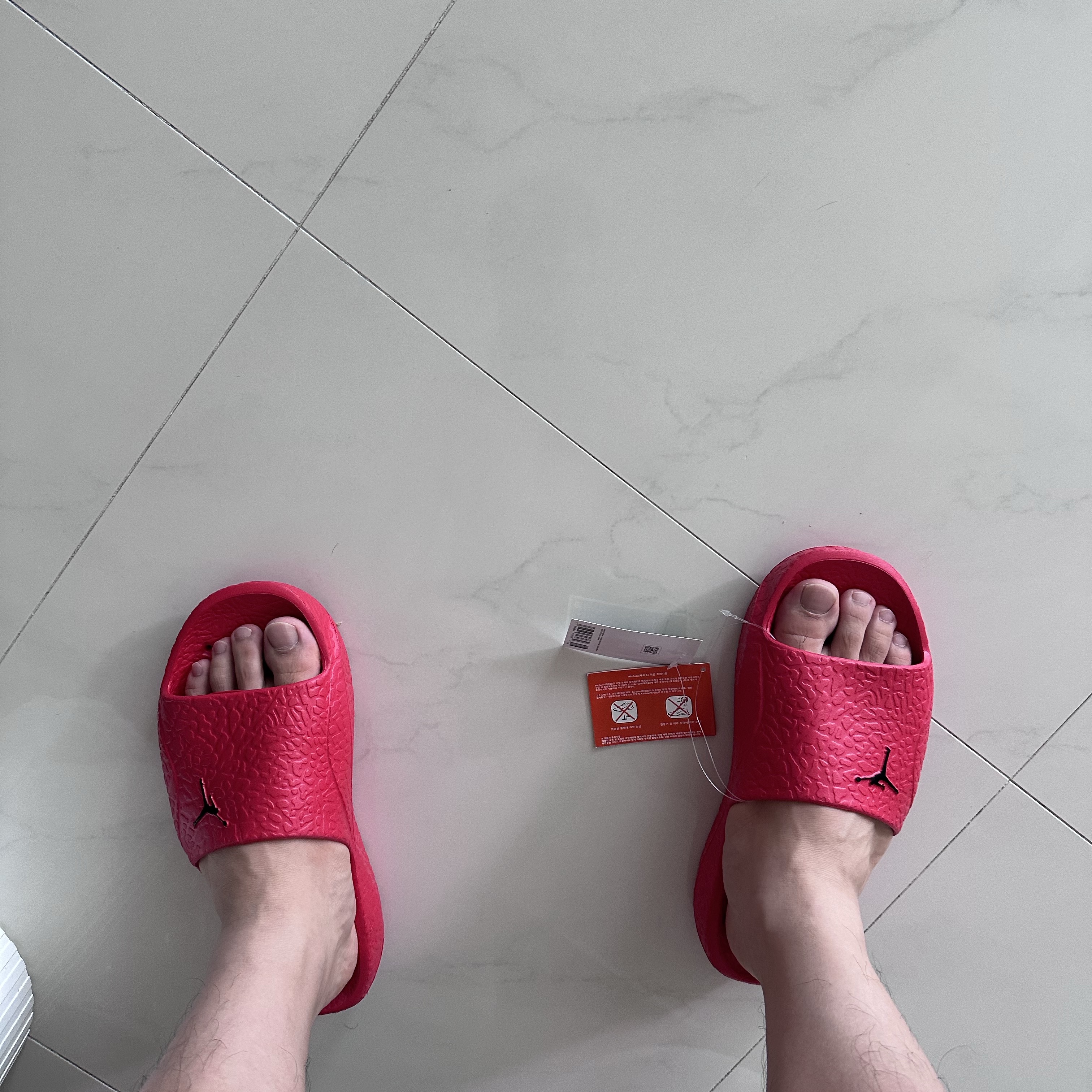 Jordan Franchise Slide SH Fire Red Black 착용 스타일