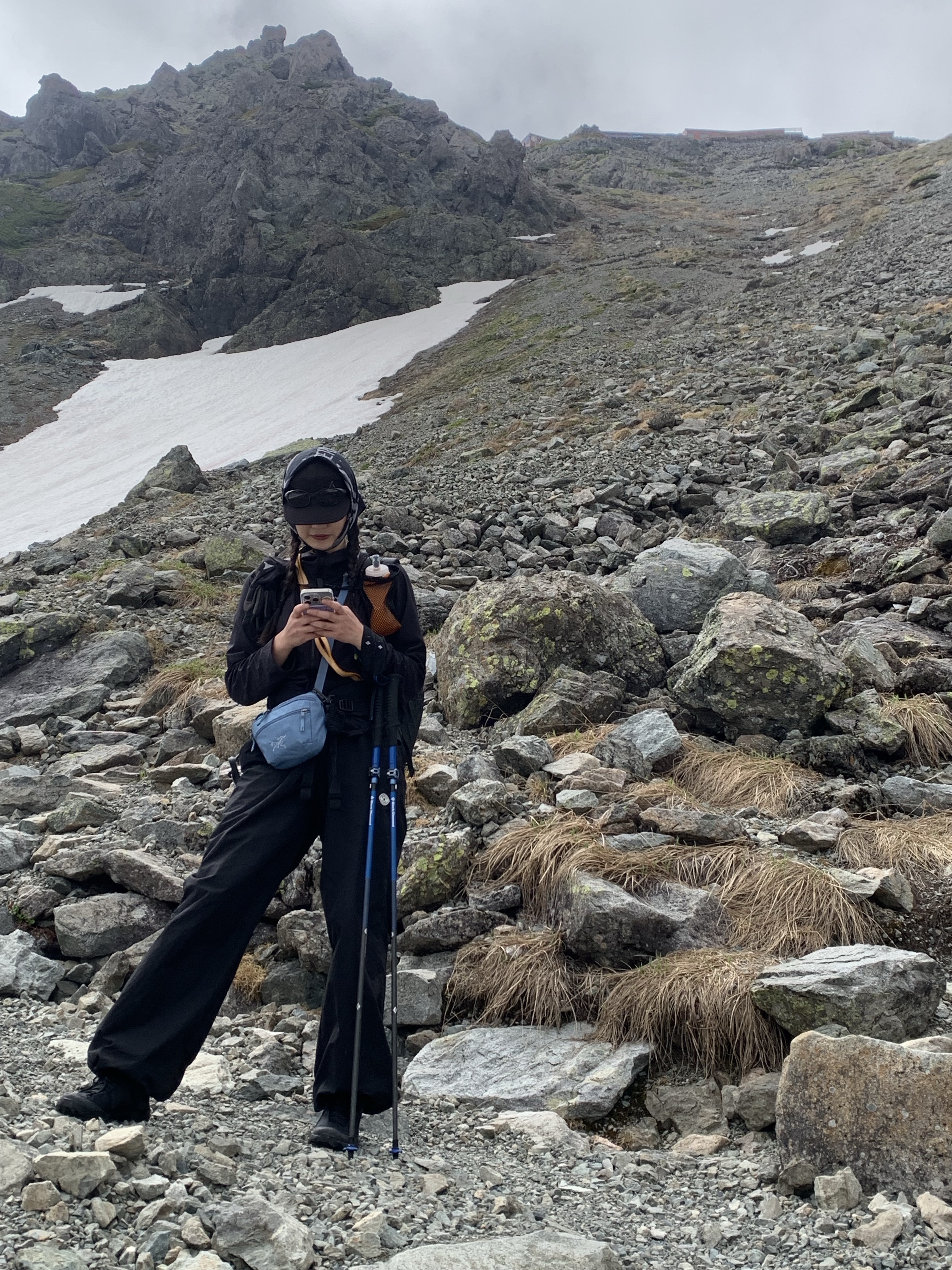 Arc'teryx Squamish Hoody Black, Arc'teryx Squamish Hoody Black 착용 스타일 - 7