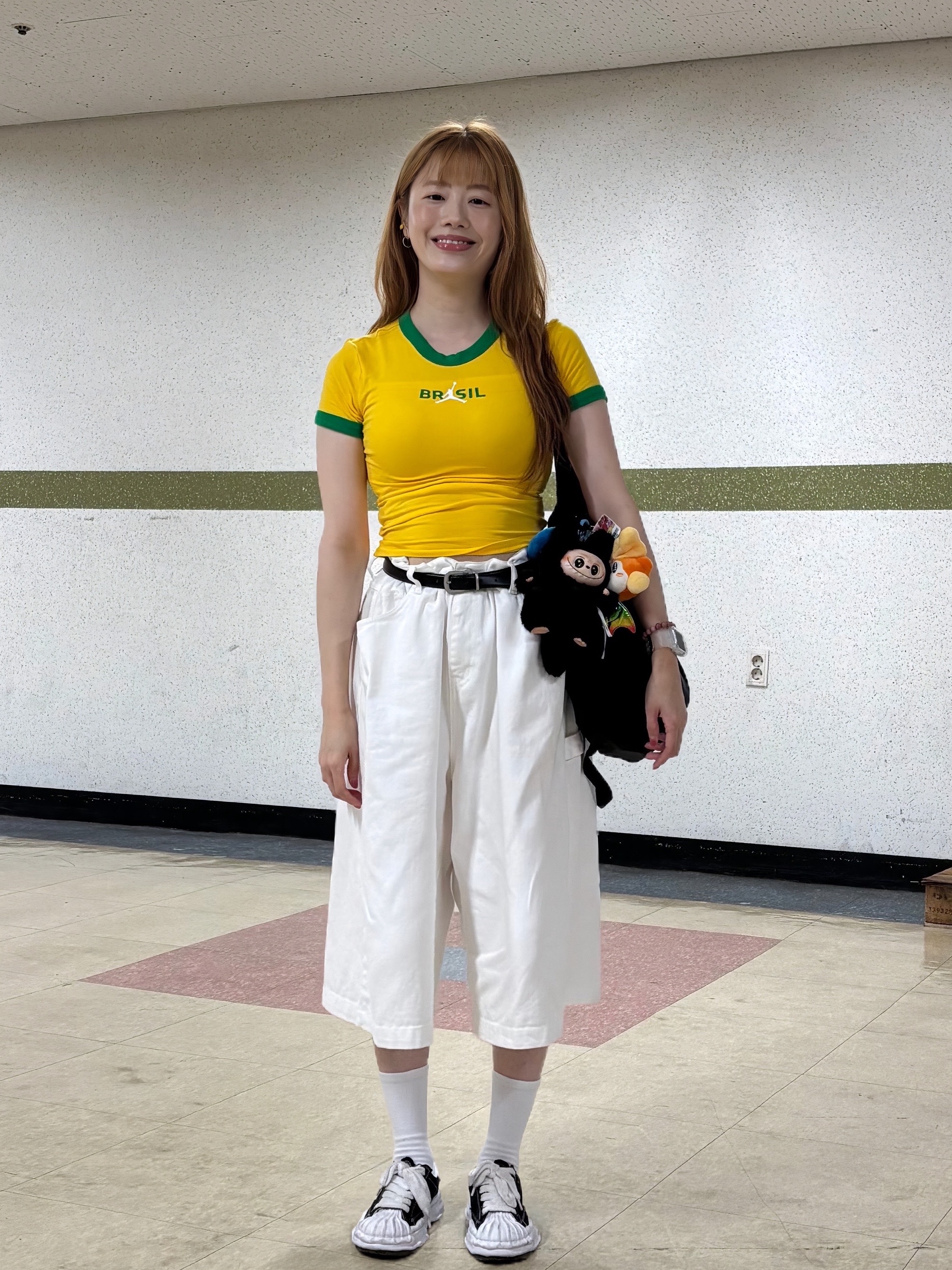 Maison Mihara Yasuhiro Blakey OG Sole Canvas Low-top Sneakers Black White, (W) Jordan Brazil Graphic Crewneck Top Varsity Maize Lucky Green - Asia 착용 스타일 - 2