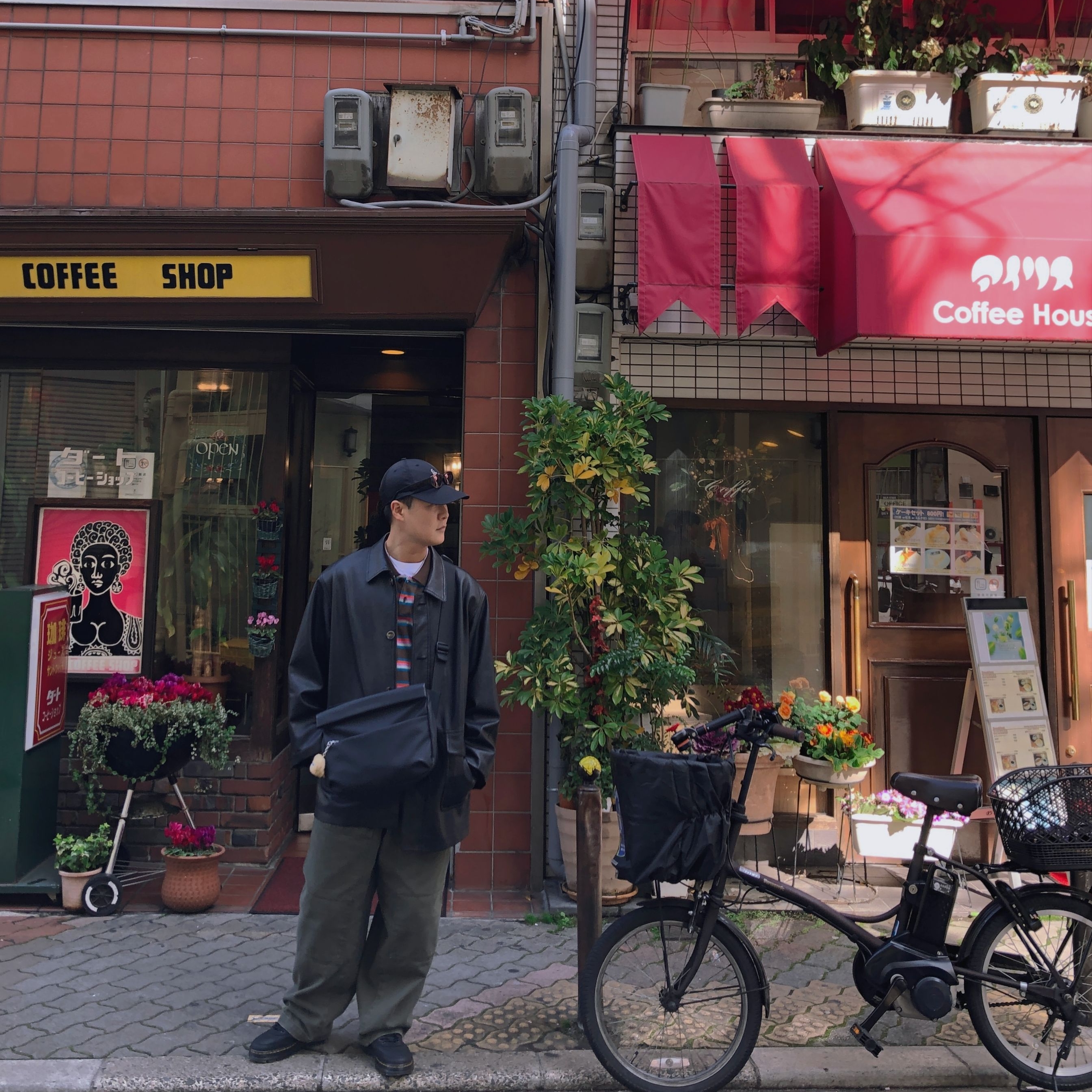 (W) Threetimes Ethan Leather Jacket Black, Dr. Martens Combs Tech Leather Black 착용 스타일